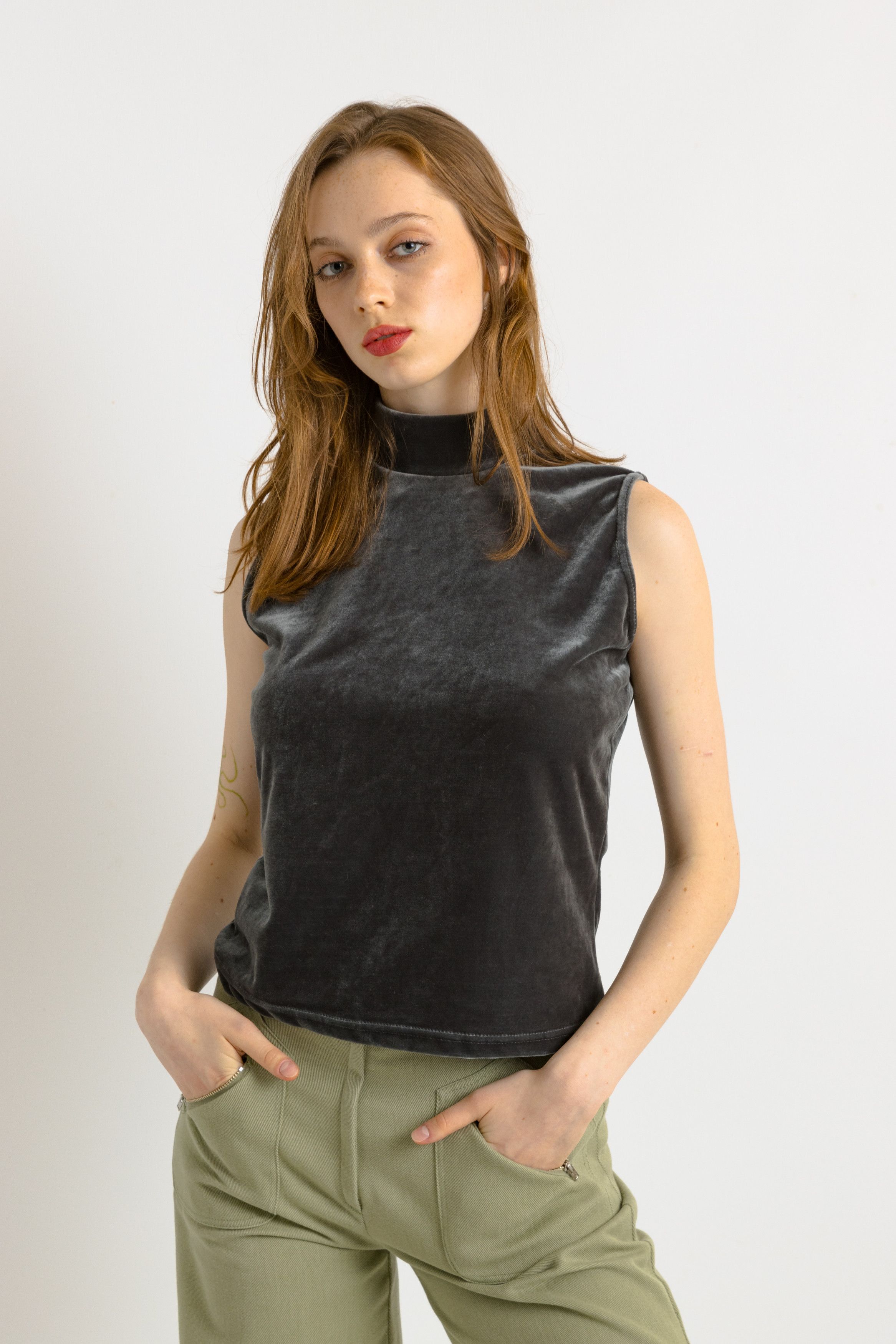 Vintage Used Pheder Studio Velour Velvet Vest 7513 Size M / US 6-8 / IT 42-44 - 6 Thumbnail