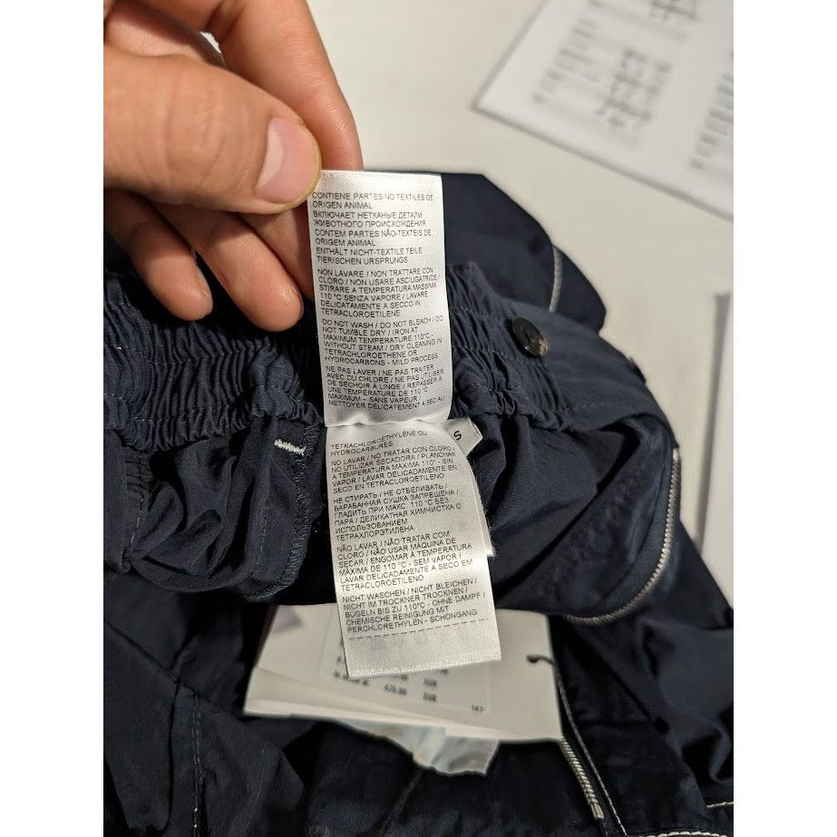 Bottega Veneta o1rshd1 Tech Nylon Trousers in Navy Size US 30 / EU 46 - 18 Thumbnail
