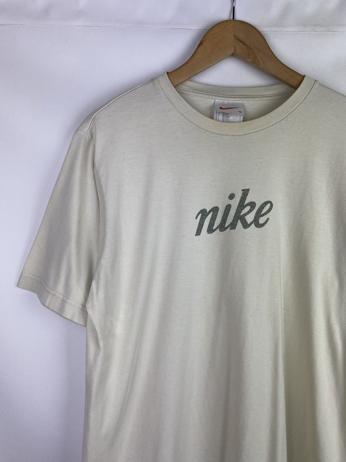 Vintage 90s Vintage Nike Big Logo men’s t shirt size M Size US M / EU 48-50 / 2 - 5 Thumbnail