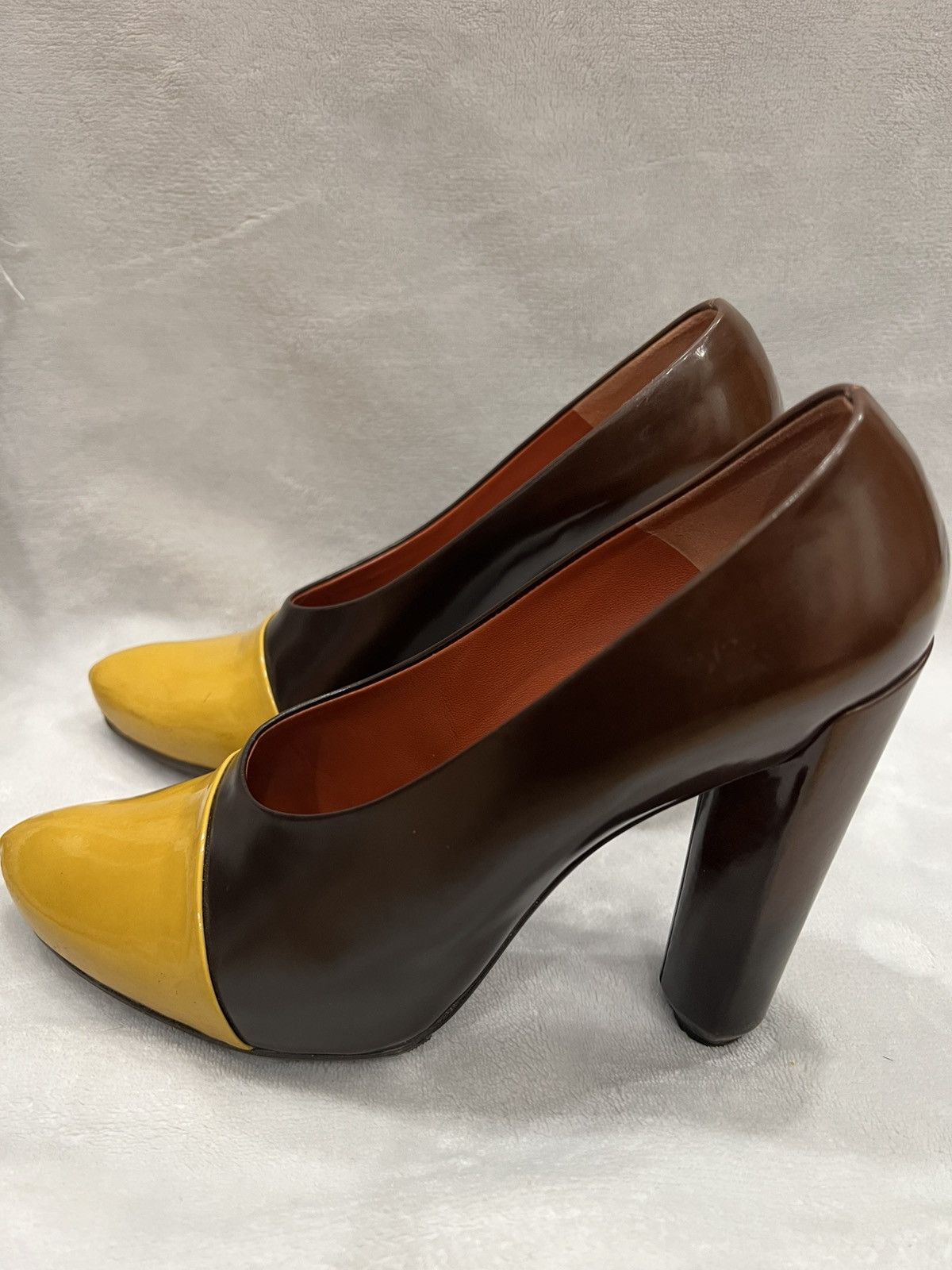 Louis Vuitton Louis Vuitton Leather Pumps Size US 9 / IT 39 - 2 Thumbnail
