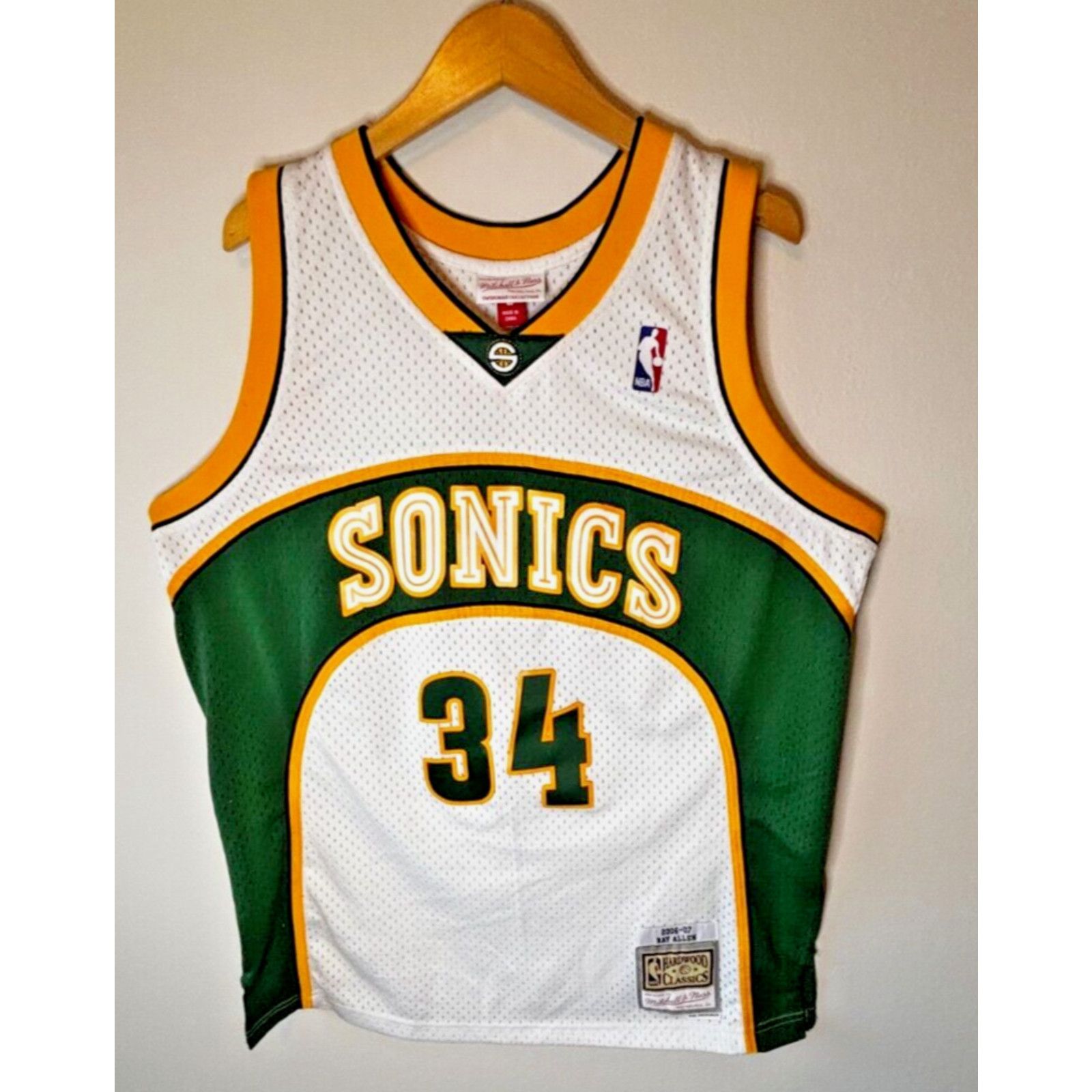 Mitchell & Ness 2006-07 Ray Allen #34 Supersonics Mitchell & Ness Jersey Size US L / EU 52-54 / 3 - 3 Thumbnail