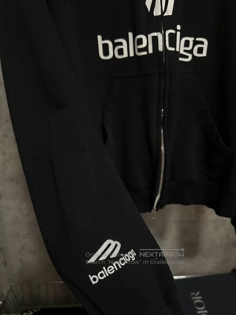 Balenciaga Balenciaga Manchester United Zip Hoodie. Size US XS / EU 42 / 0 - 6 Thumbnail