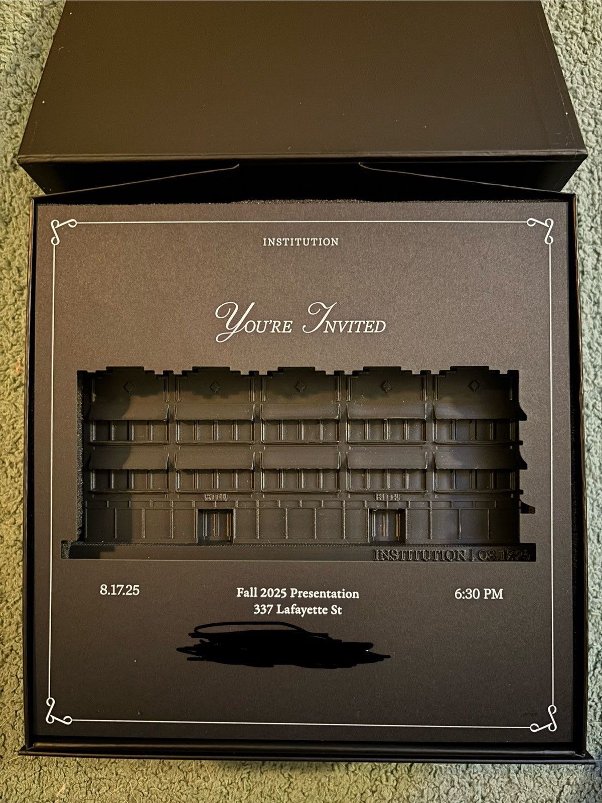 Kith KITH INSTITUTION INVITATION 2025 STORE SCULPTURE Size ONE SIZE - 1 Thumbnail