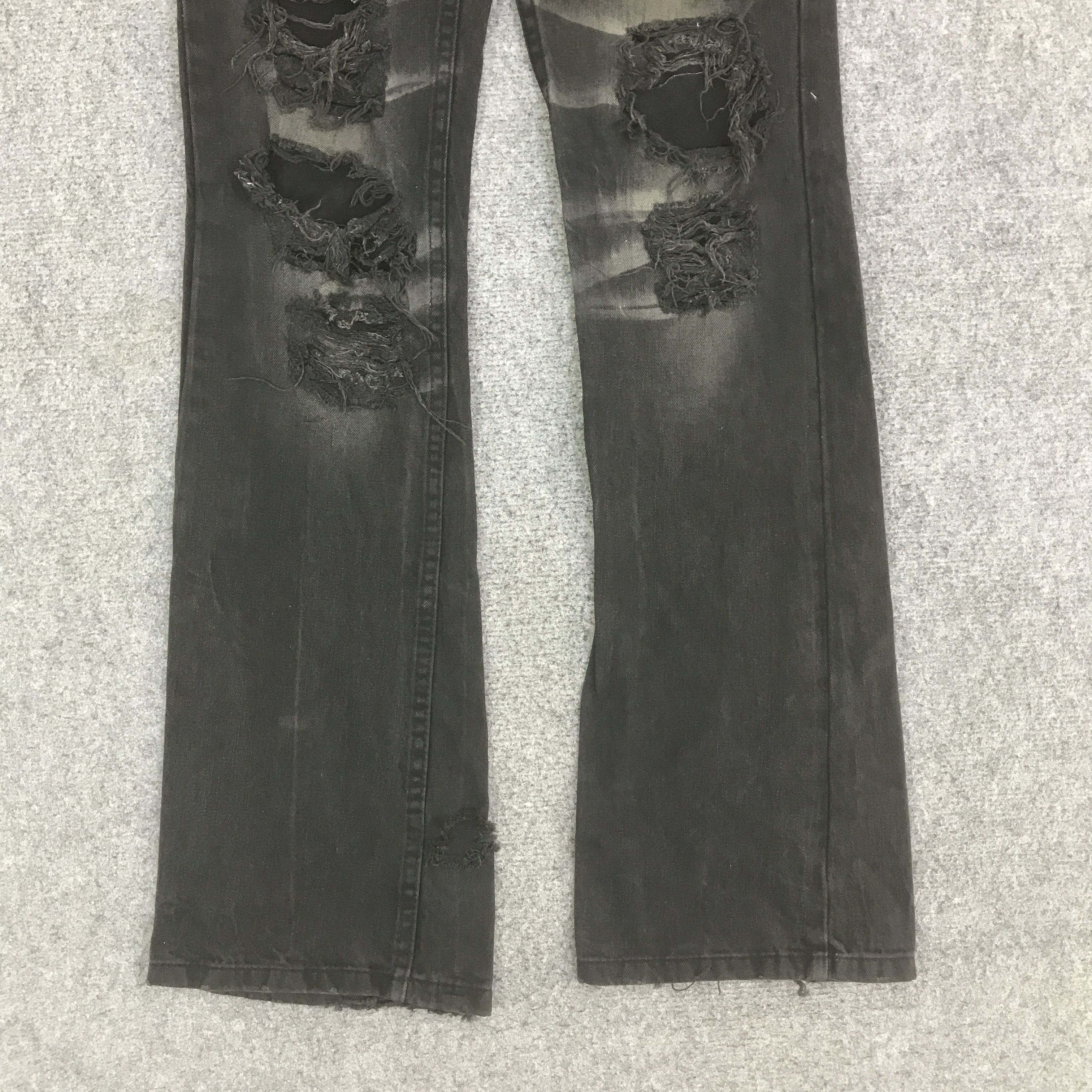 Japanese Brand JAPANESE BRAND BLACK PUNK DISTRESSED DENIM PANTS K129B5 Size US 28 / EU 44 - 3 Thumbnail