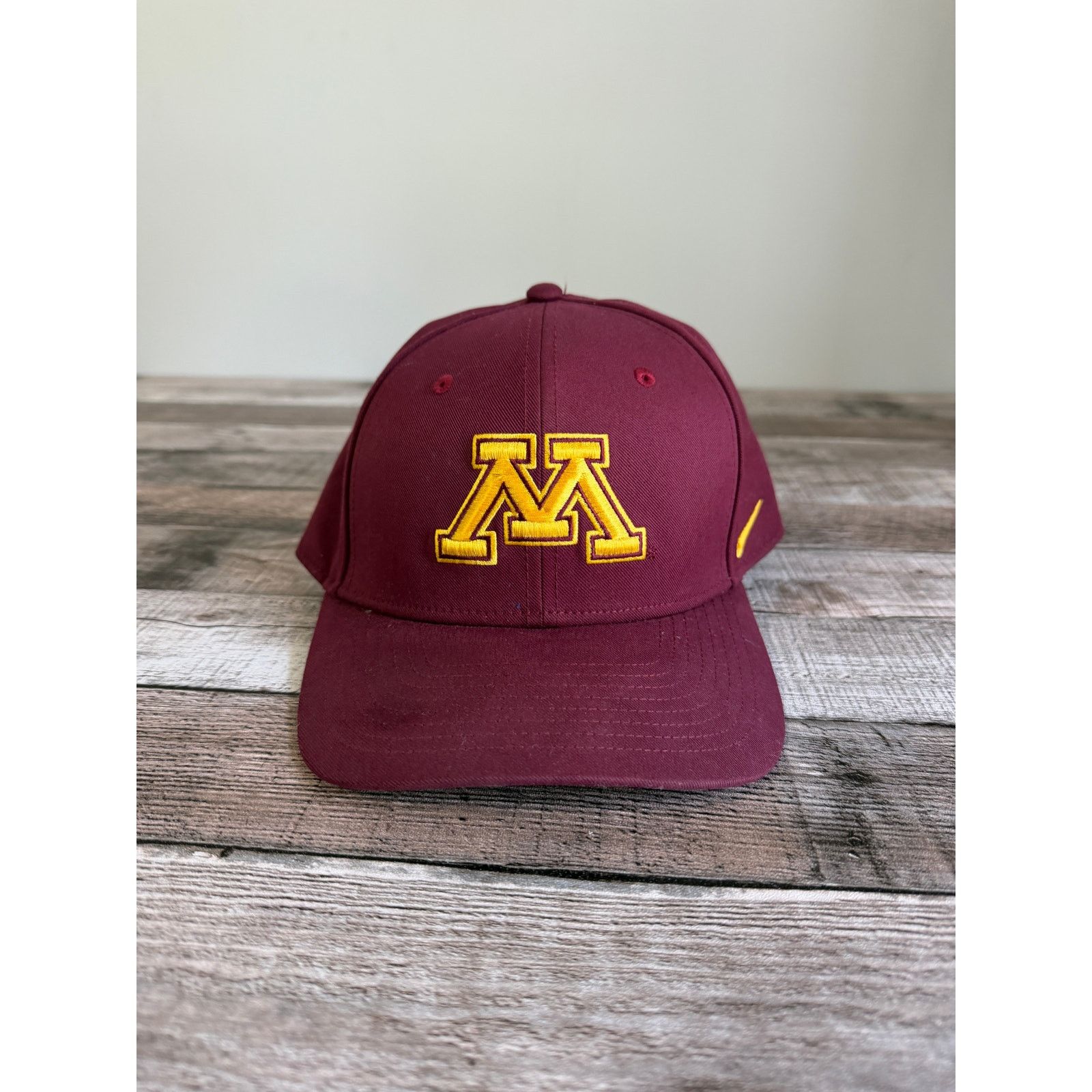 Nike Minnesota Gophers Nike Snapback Hat Size ONE SIZE - 2 Thumbnail