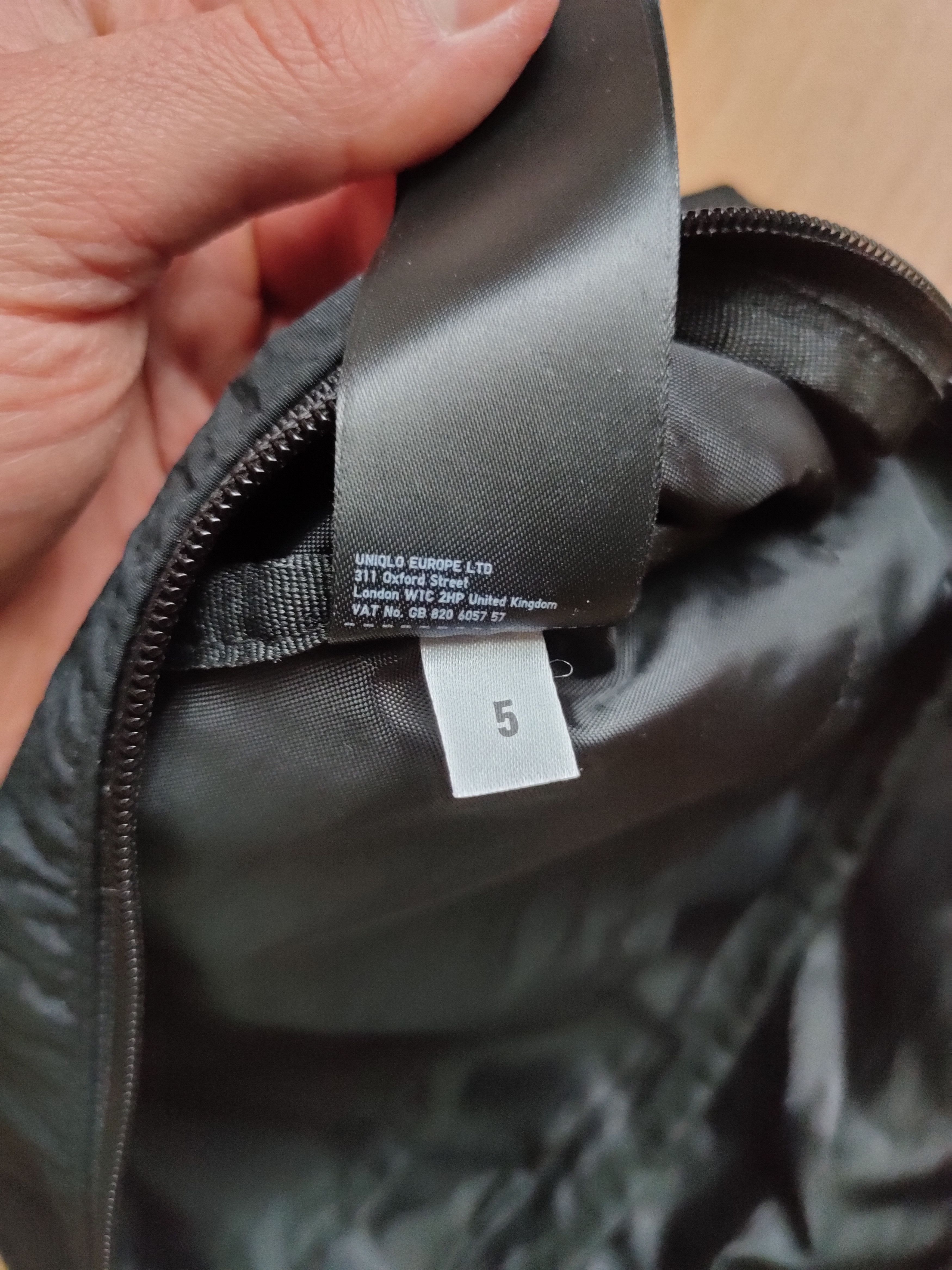 Uniqlo Uniqlo banana bag messenger shoulder bag Size ONE SIZE - 6 Thumbnail