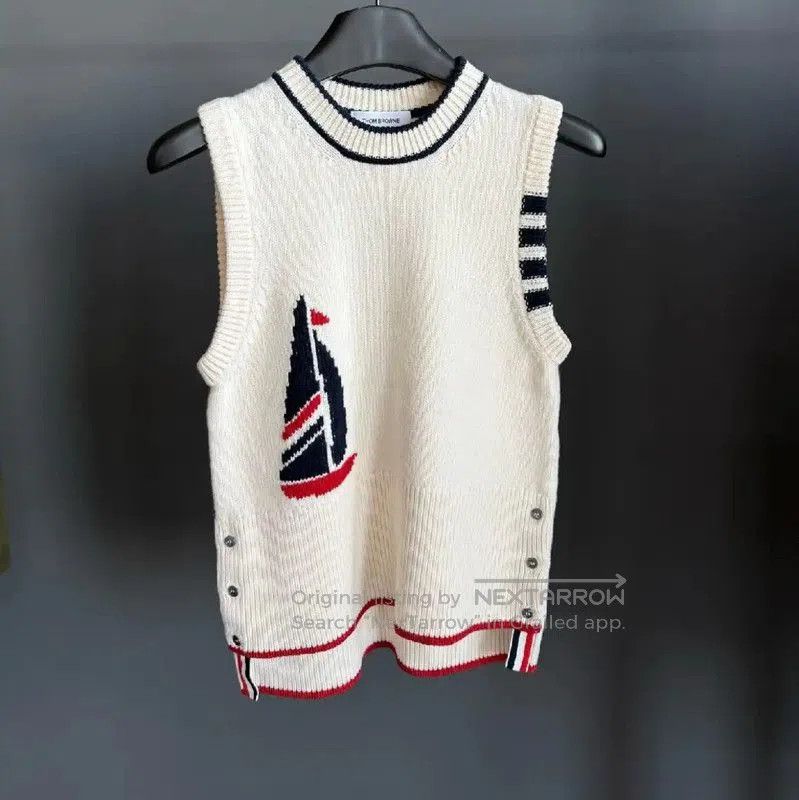Thom Browne Thom Browne Women's Winter Cream Wool Sweater . Size S / US 4 / IT 40 - 1 Thumbnail