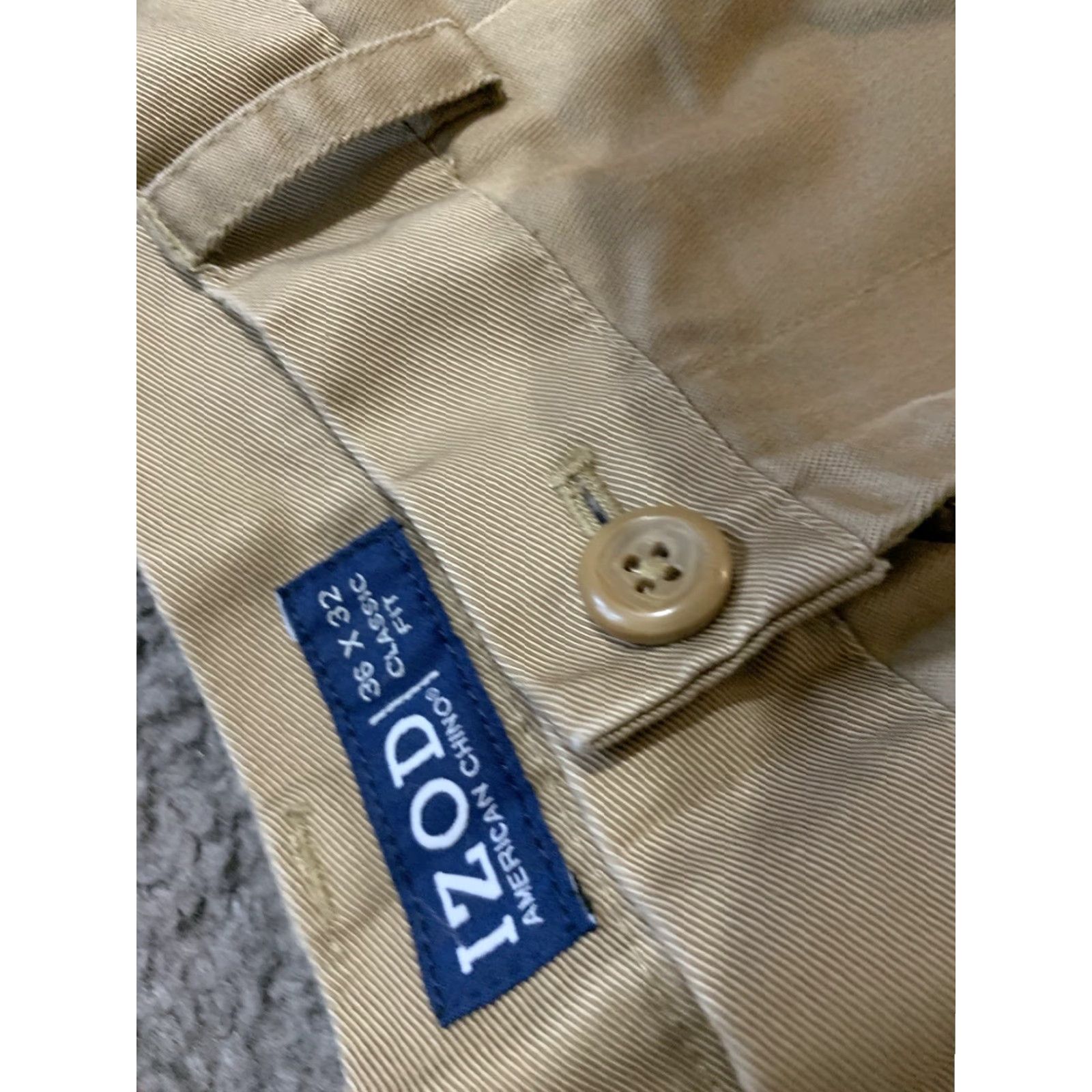 Izod IZOD Men's 36x30 Classic Chino Pants Beige Cotton No-Iron Cuffed Pleated 5-Pocket Size US 36 / EU 52 - 3 Thumbnail