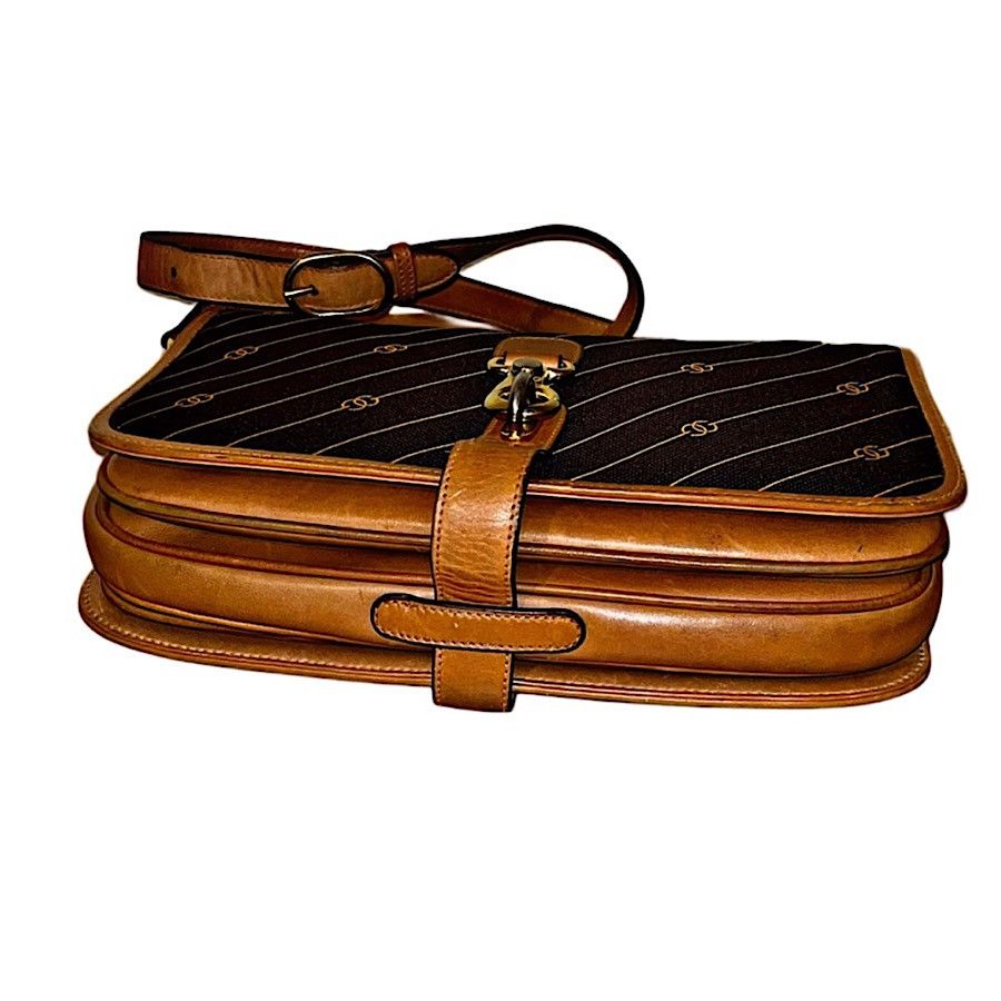 Gucci Authentic Vintage Gucci Striped GG Ring Clasp Crossbody Bag Size ONE SIZE - 7 Thumbnail