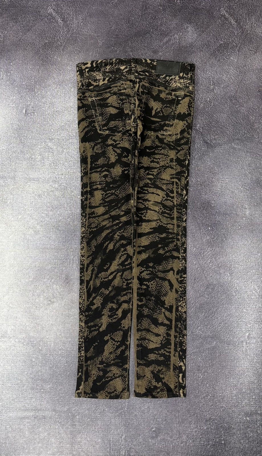 Diesel Black Gold Diesel Black Gold NWT Women’s Y2K Snake Camo Skinny Jeans Size 26" / US 2 / IT 38 - 2 Thumbnail