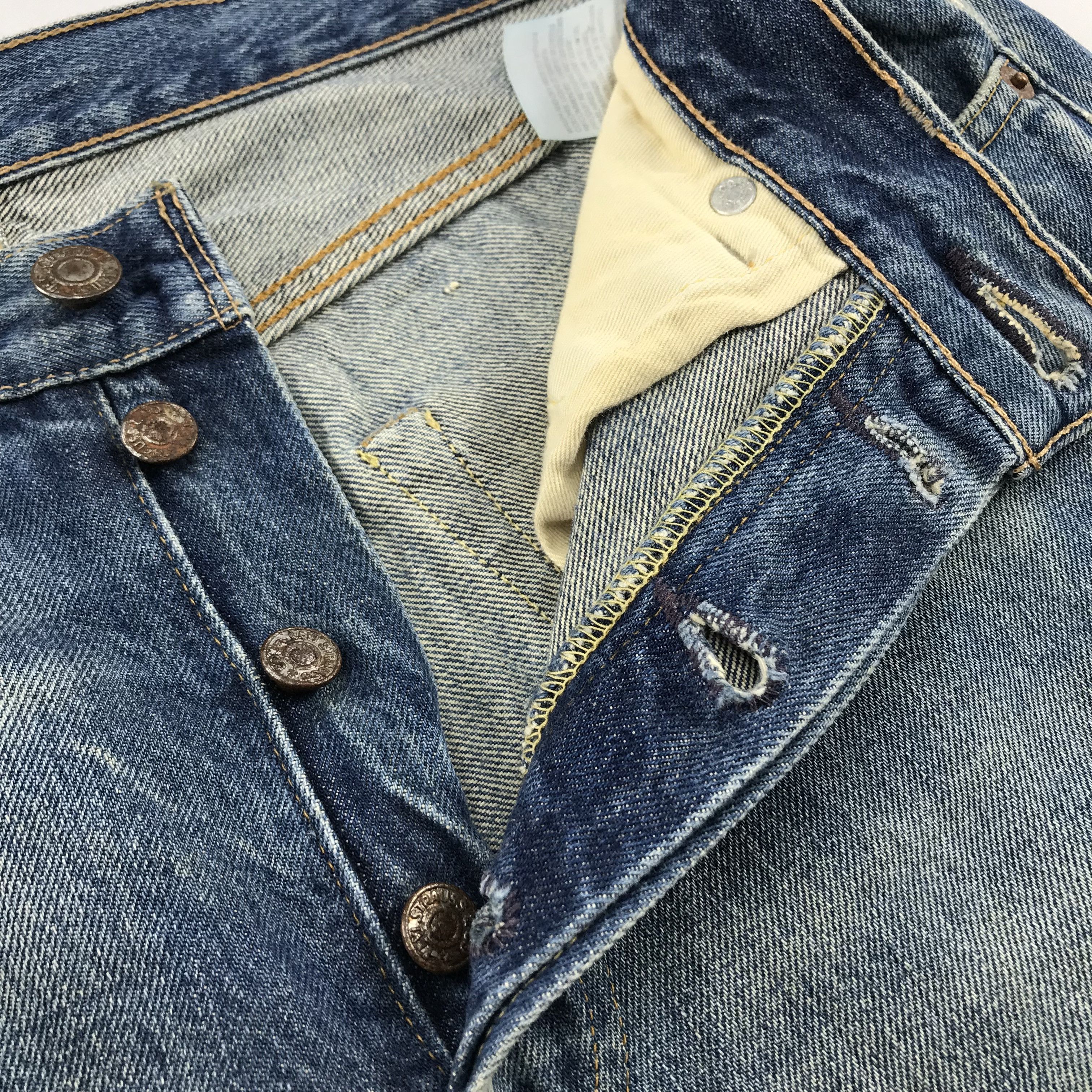 Levi's Vintage Levis 501 Redline Sun Fade Distress Denim KJ3471 Size US 33 - 15 Thumbnail