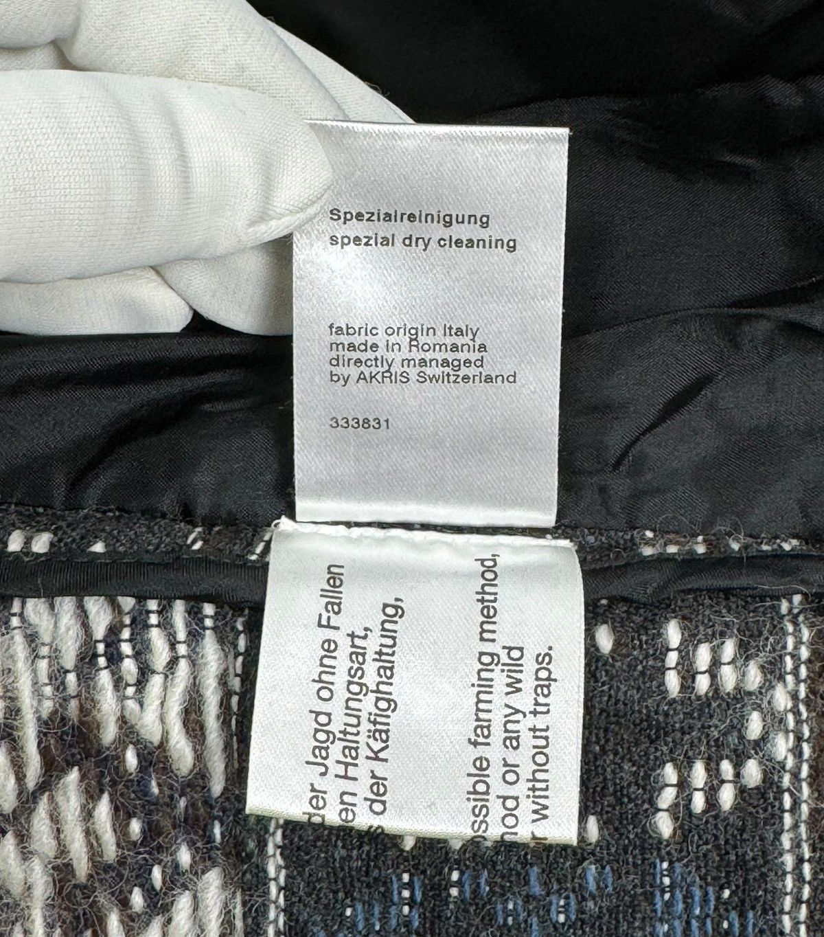 Akris Akris Punto Knit Wool-Viscose Coat Ornament Printed Size XL / US 12-14 / IT 48-50 - 21 Thumbnail