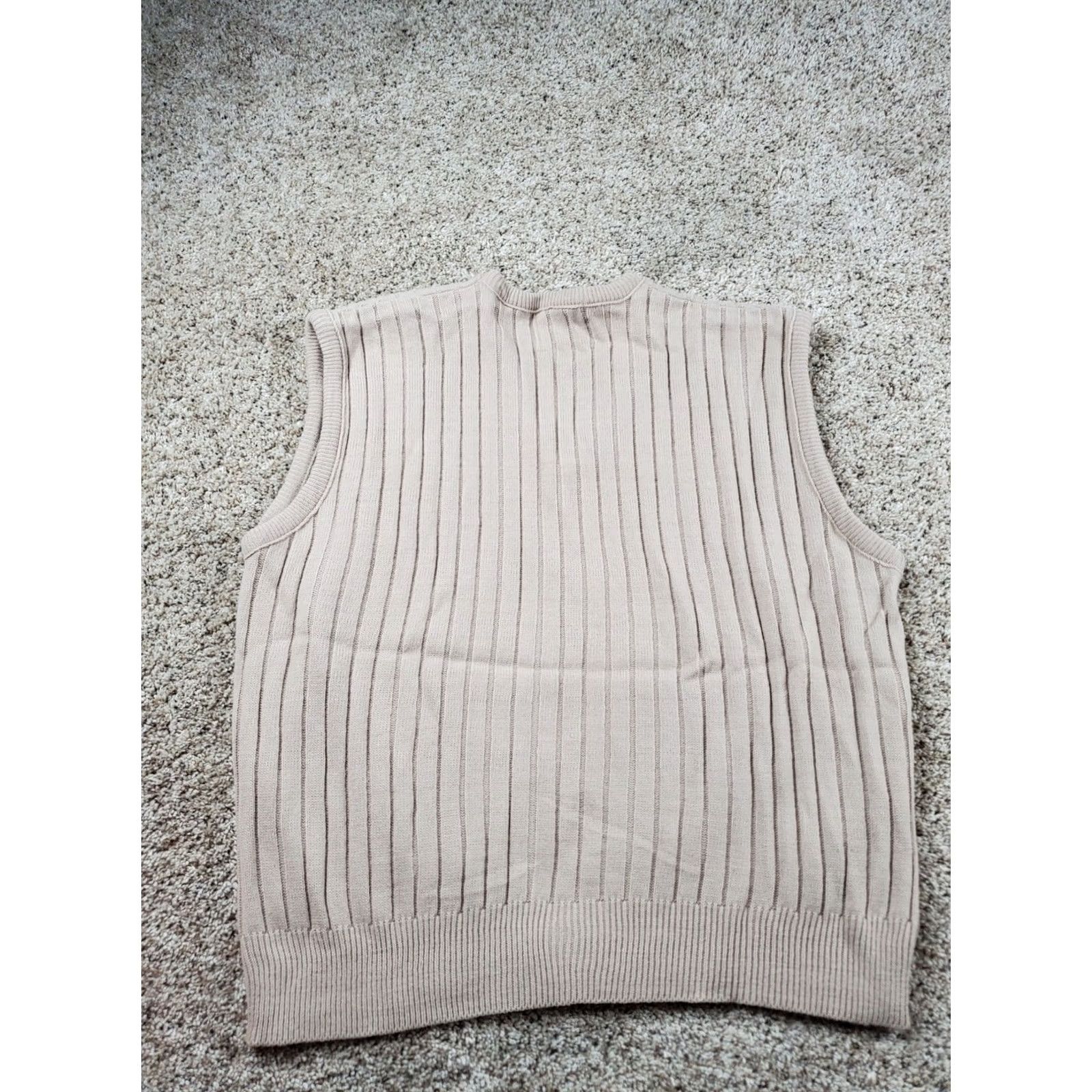 London Fog VINTAGE London Fog Sweater Vest 2XB Brown V-Neck Pullover Ribbed USA Made 80s Mens Big & Tall Brown Vest 90s Theme Pullover Knit Mock Neck? Size US XXL / EU 58 / 5 - 4 Thumbnail