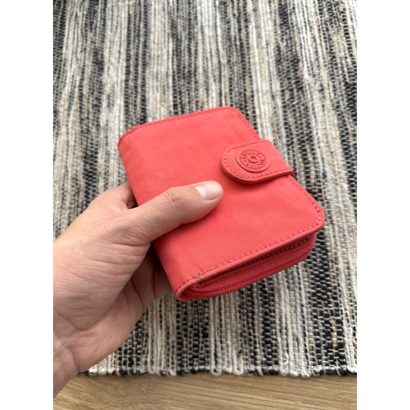 Vintage VINTAGE Kipling Wallet Unisex Wallet Denim Pink 90s Bohemian Hip Hop Streetwear Casual Gift Womens Mens Size ONE SIZE - 5 Thumbnail