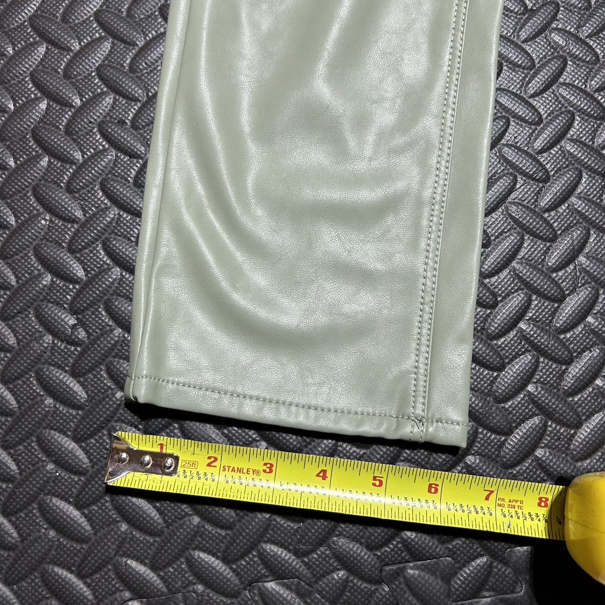 American Eagle Outfitters American Eagle Pants Vegan Leather High Rise Size 00 NEW Size 24" / US 00 / IT 34 - 8 Thumbnail
