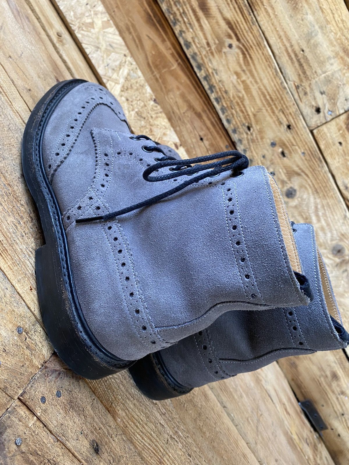 Tricker's Trickers Stow Country dress suede wingtip brouges sz 7.5 Size US 8.5 / EU 41-42 - 9 Thumbnail