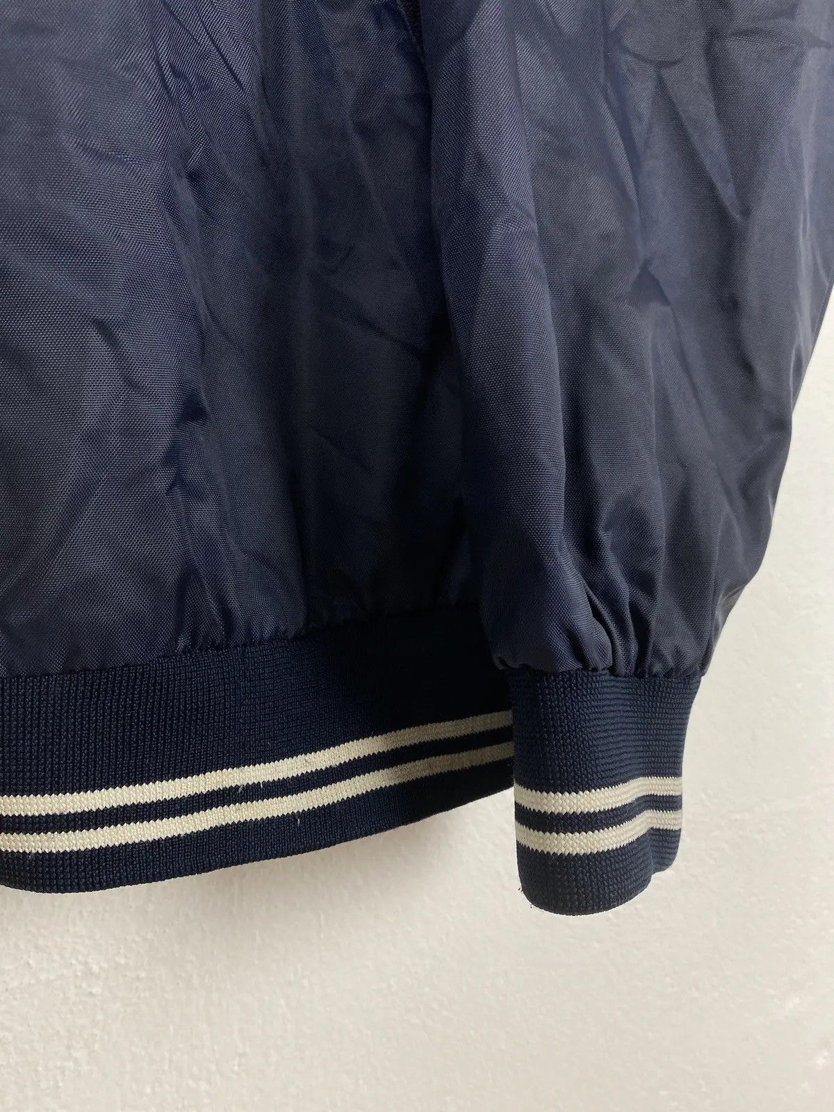 Majestic 00s Vintage Majestic x New York Yankees Light Jacket Size US XL / EU 56 / 4 - 8 Thumbnail