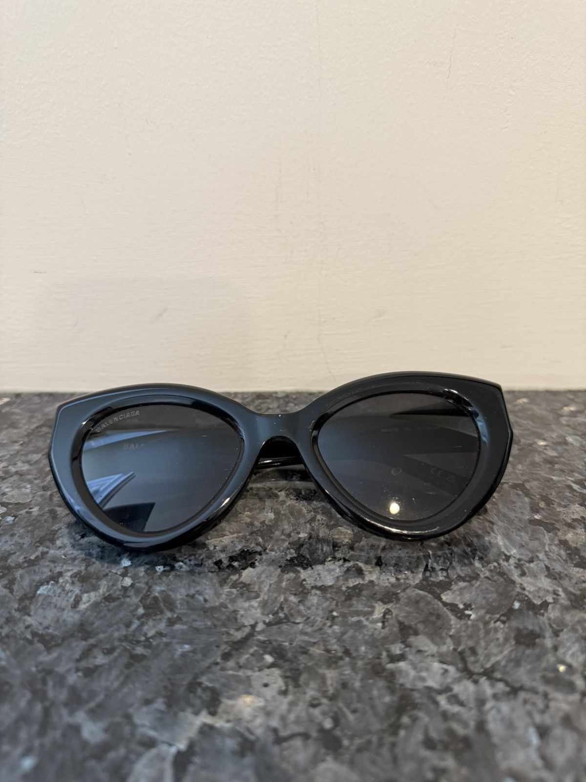 Balenciaga Balenciaga Round Cat Sunglasses Size ONE SIZE - 1 Thumbnail