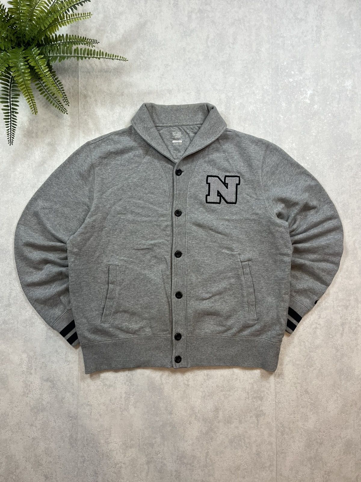 Nike × Vintage 00s Nike Retro Logo Vintage Y2K Avant Garde Button Up Jacket Size US L / EU 52-54 / 3 - 1 Thumbnail