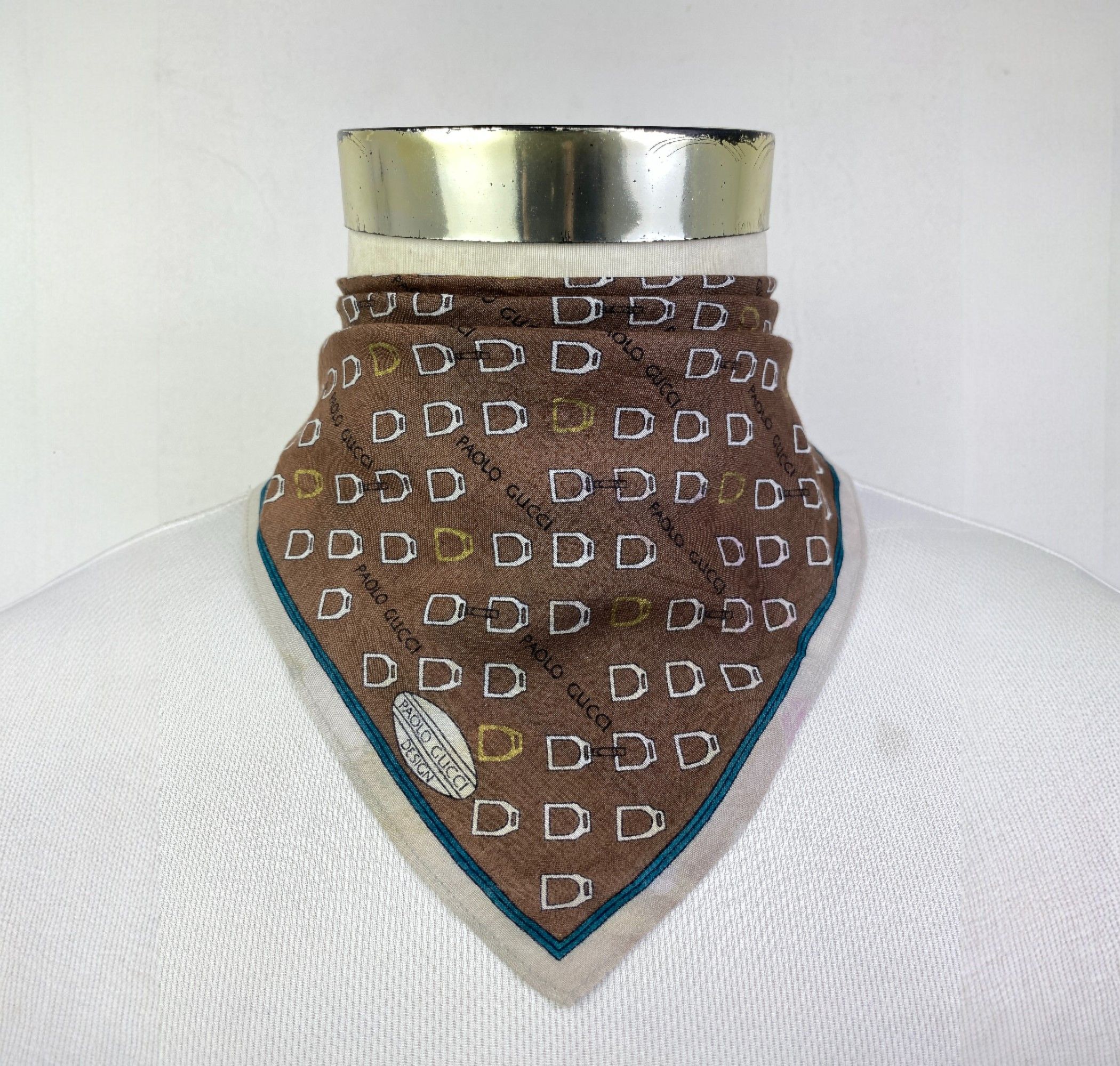Paolo Gucci Vintage Paolo Gucci Handkerchief / Neckerchief HKC1003 Size ONE SIZE - 1 Thumbnail