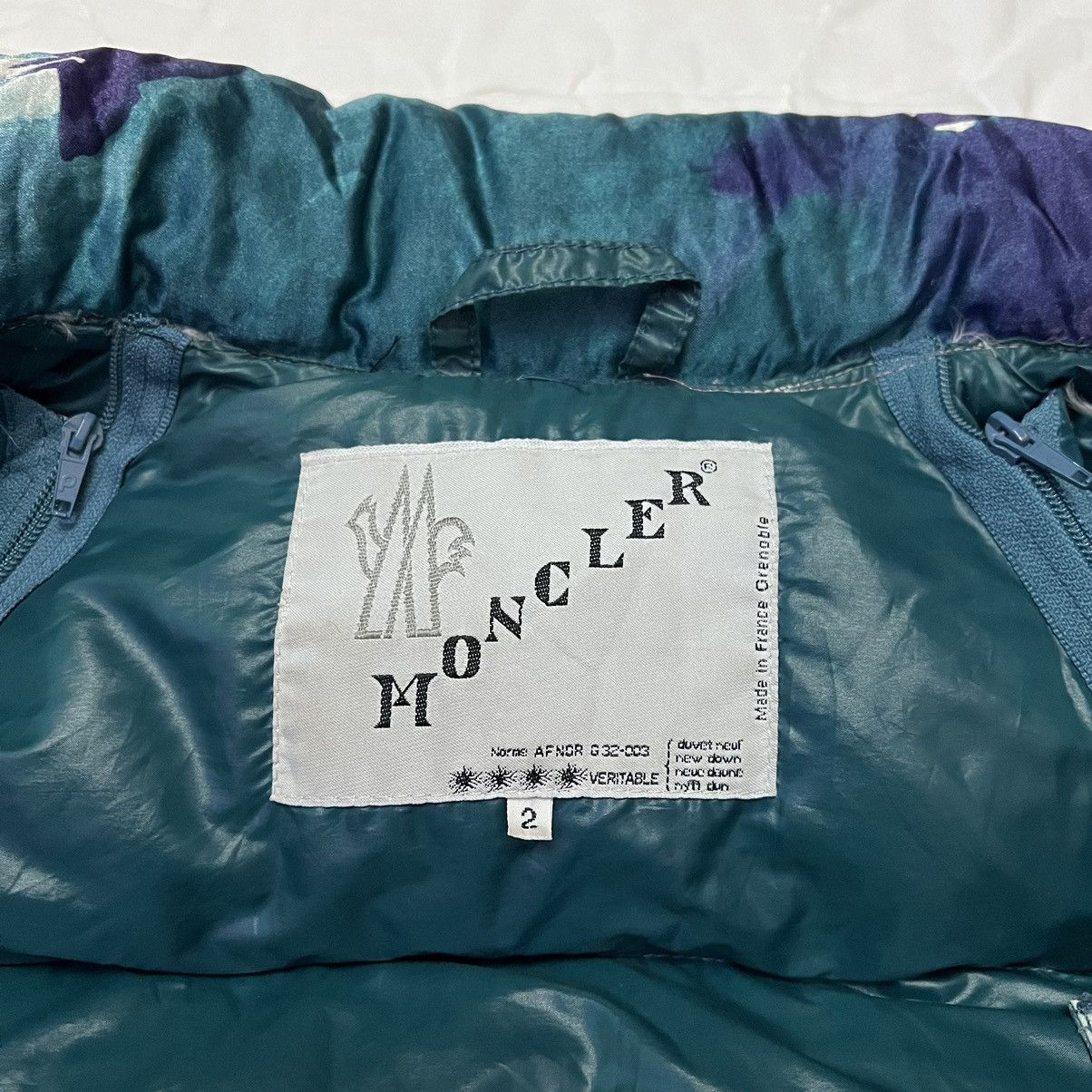 Moncler Moncler Grenoble rare vintage down jacket Size US M / EU 48-50 / 2 - 11 Thumbnail