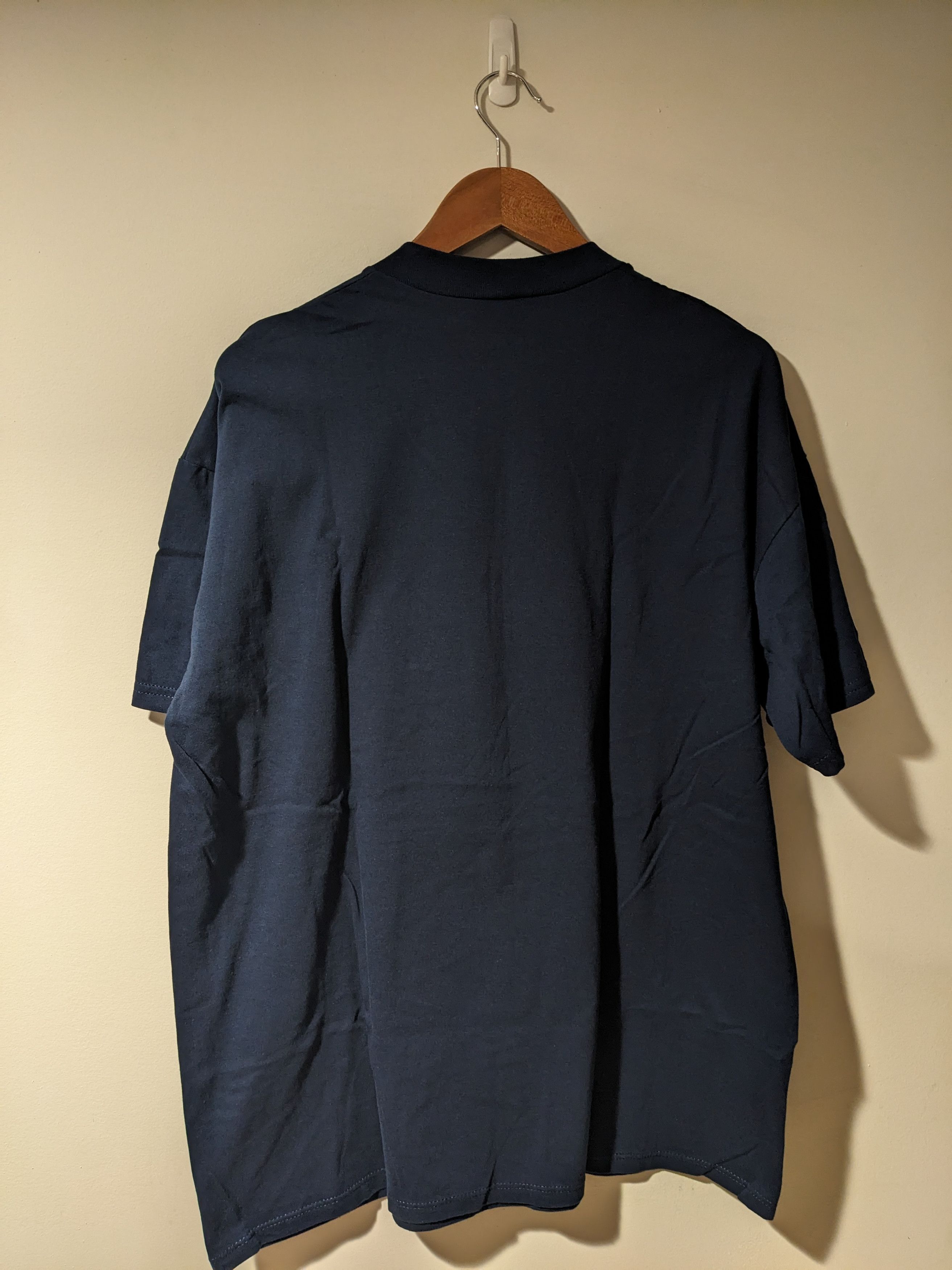 MLB × New York Yankees × Vintage Vintage 2000 New York Yankees MLB Baseball Russell T-Shirt Size US XL / EU 56 / 4 - 6 Thumbnail