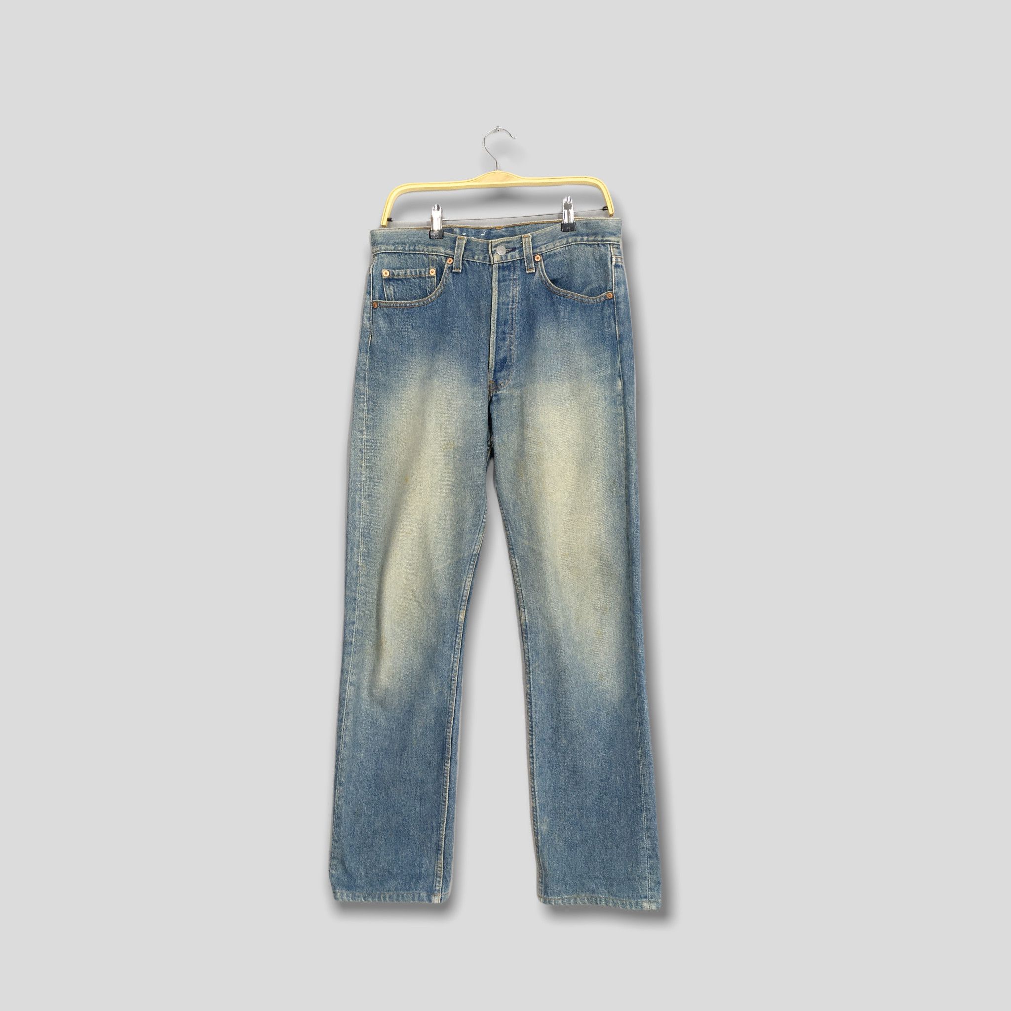 image of Size 31X31 Vintage 90's Levi's 501 Distressed Stonewash Jeans in Blue, Men's