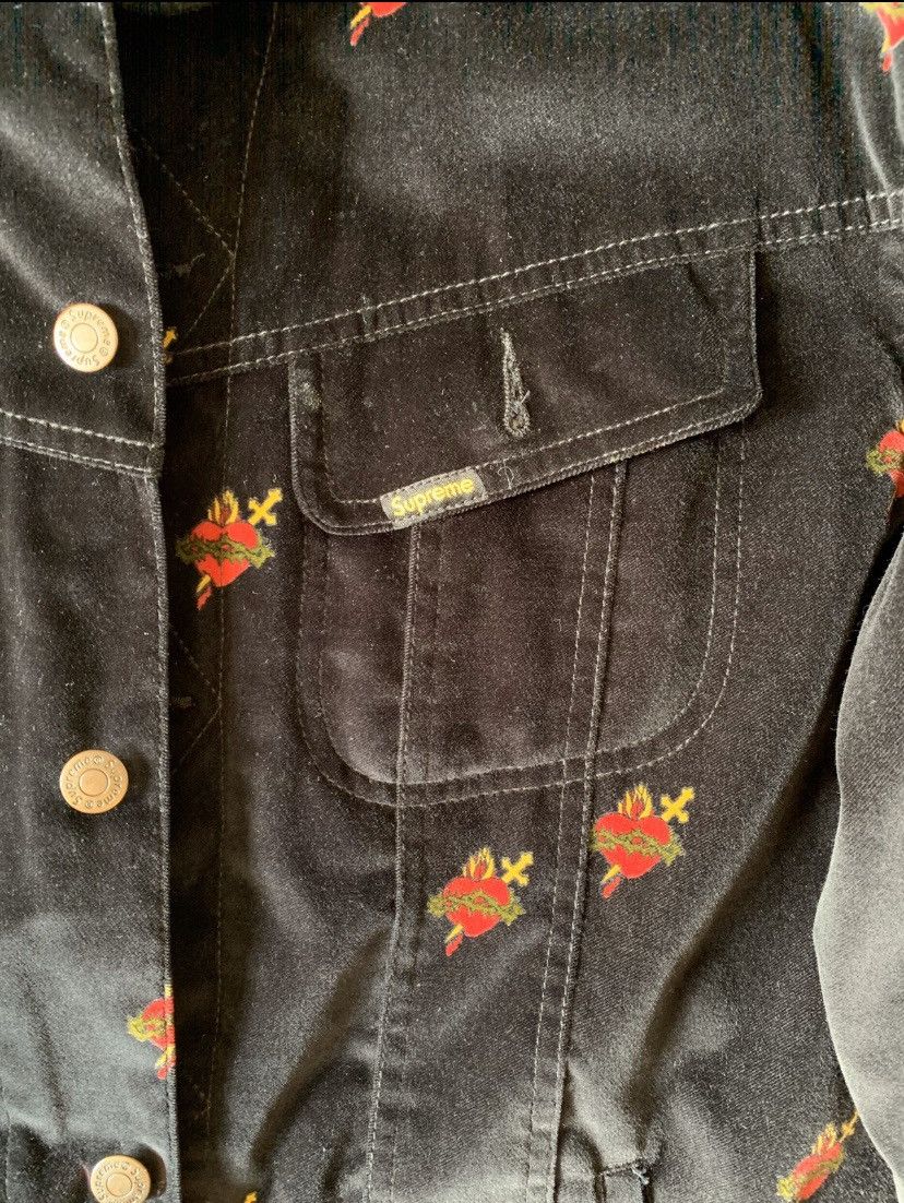 Supreme SUPREME VELVET TRUCKER JACKET BLACK SACRED HEARTS XL FW17 Size US XL / EU 56 / 4 - 2 Thumbnail