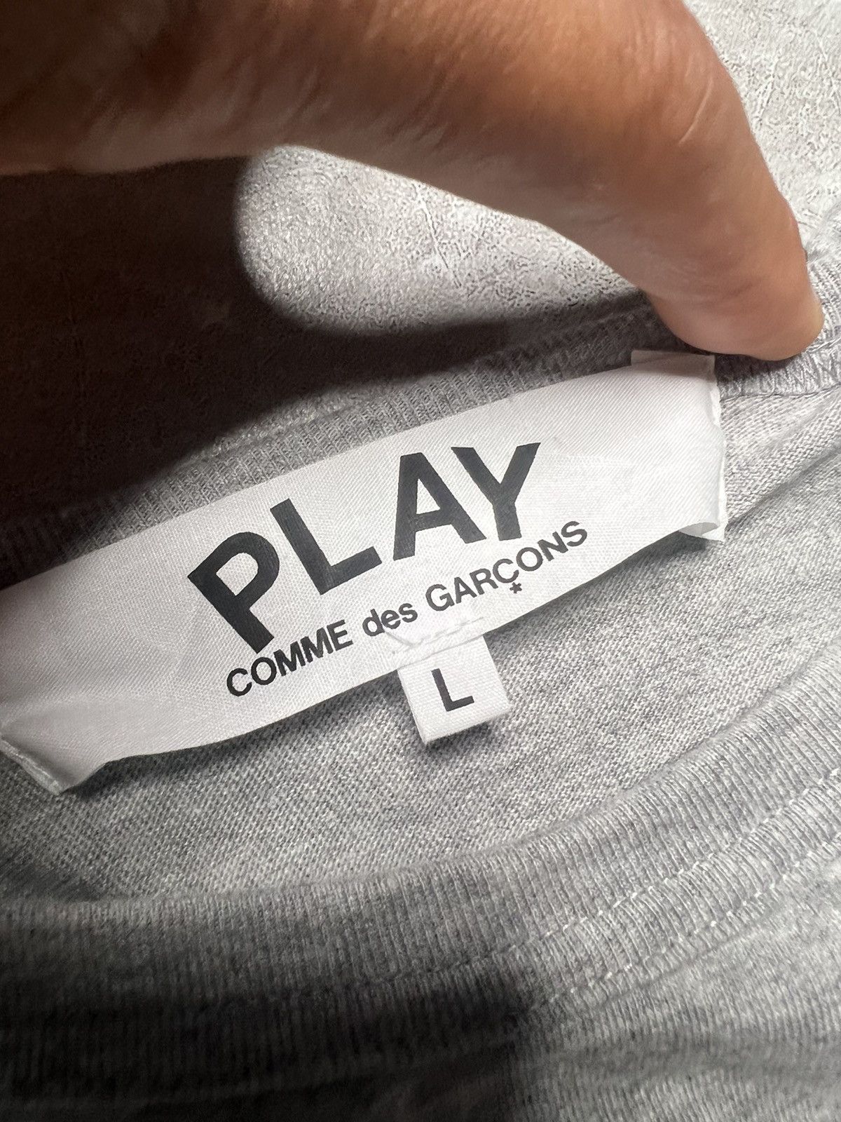 Comme des Garcons PLAY Play CDG Double Heart Logo LS top Size US L / EU 52-54 / 3 - 3 Thumbnail