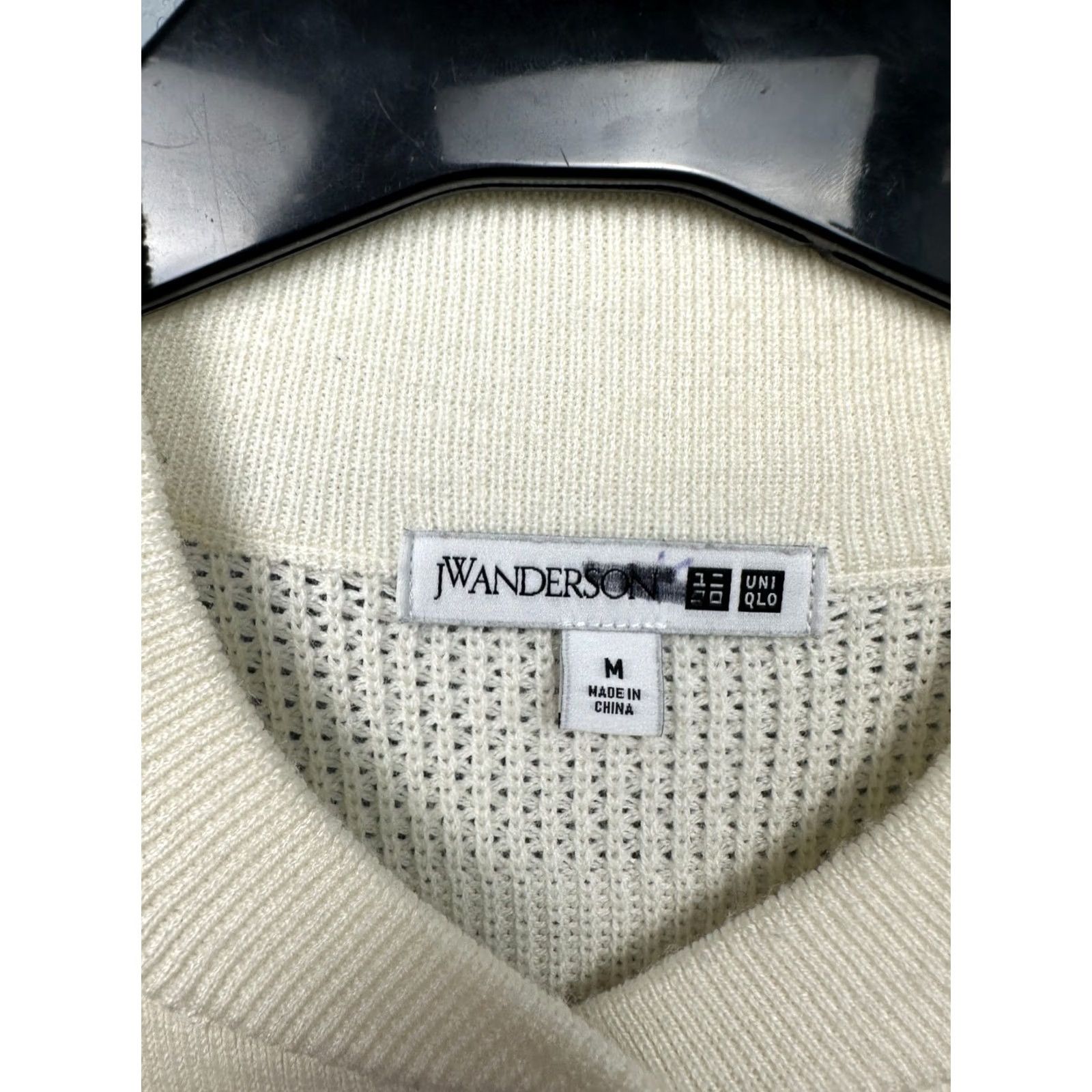 Uniqlo Uniqlo x J.W.Anderson Womens Sweater M Beige Knit Pullover Size M Size M / US 6-8 / IT 42-44 - 3 Thumbnail