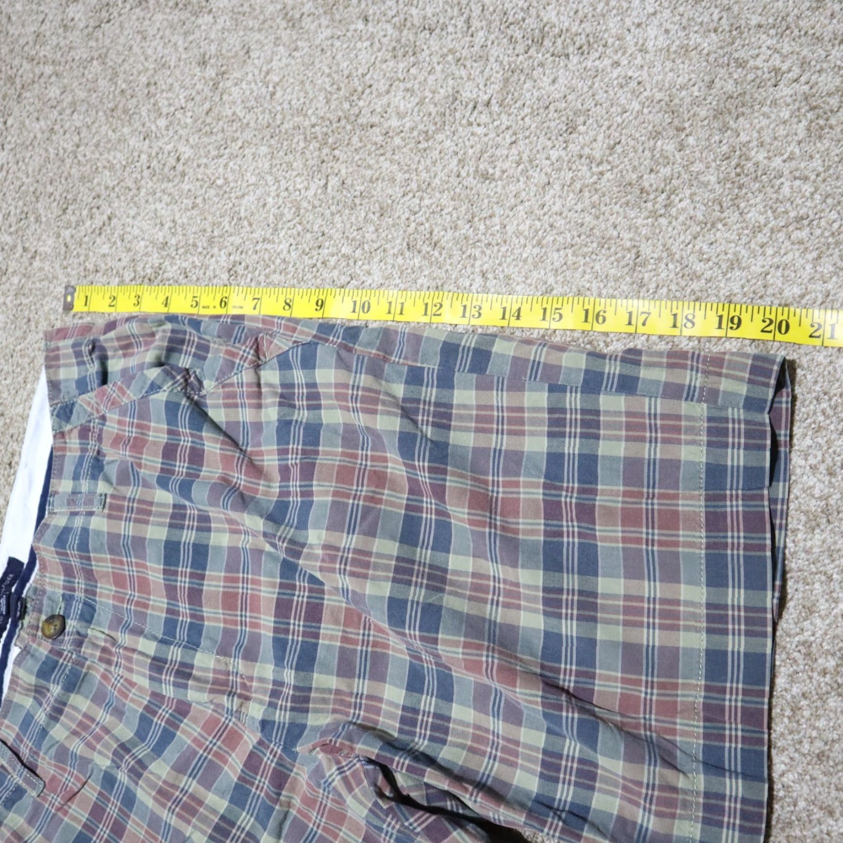 Tommy Hilfiger Tommy Hilfiger Bermuda Shorts Plaid Casual Men Size 34 Multicolor Pocket Zipper Logo Front Flat Front Regular Inseam 10 Charm Size US 34 / EU 50 - 5 Thumbnail