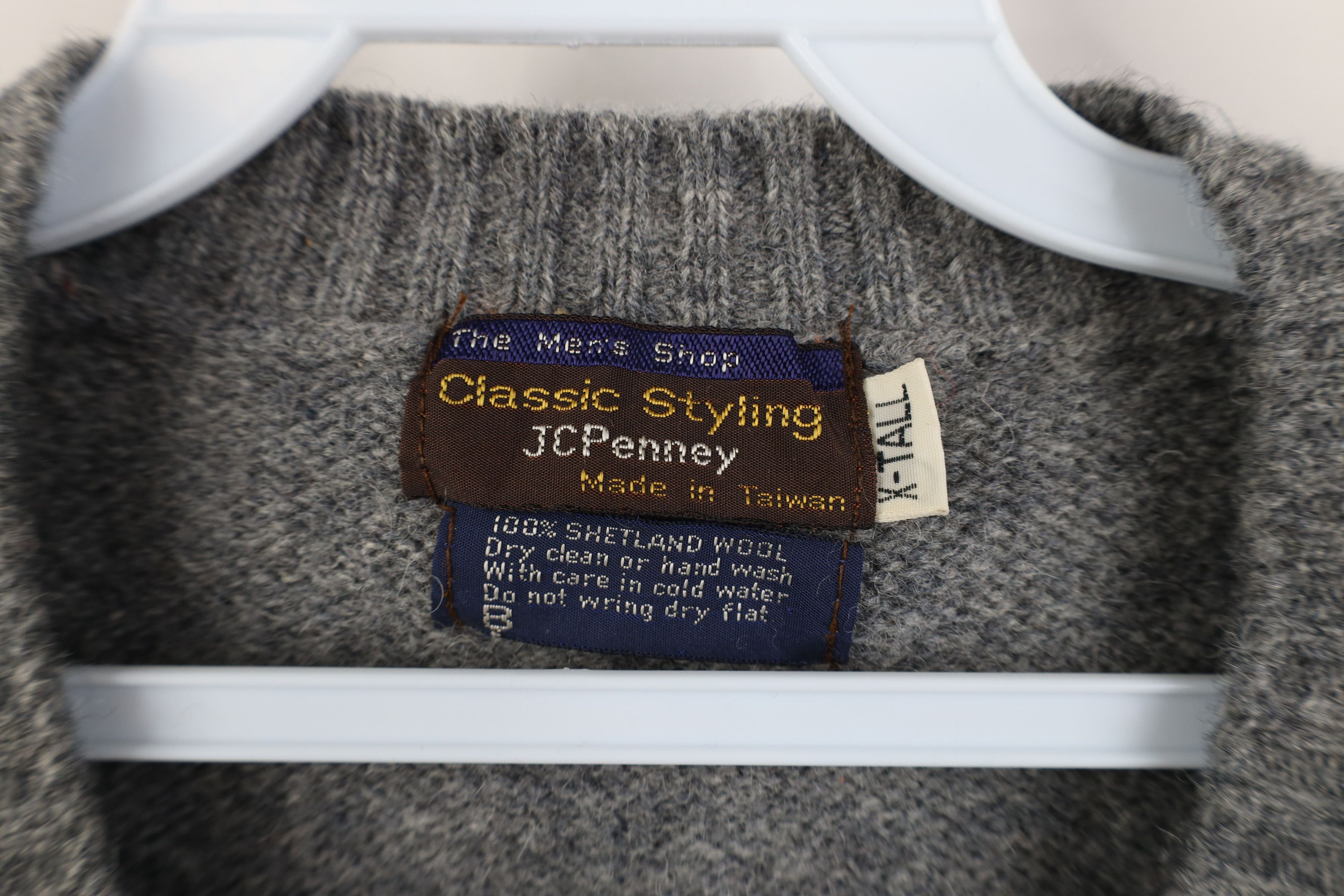 Vintage Vintage 70s Streetwear Wool Knit V-Neck Sweater Gray Size US XL / EU 56 / 4 - 4 Thumbnail
