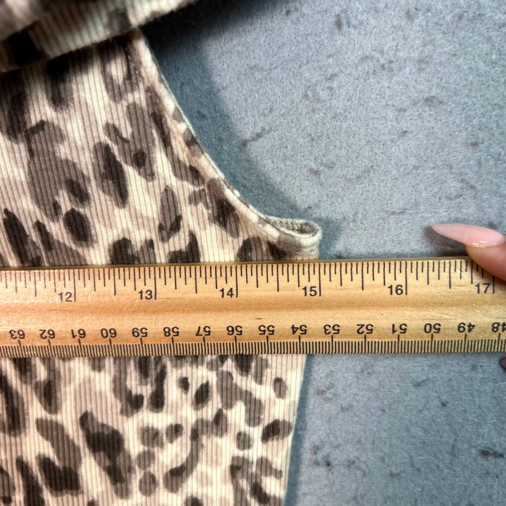 Vintage Pilcro Womens Leopard Print Cowl Neck Sleeveless Top Size Medium Cotton Blend Shirt Womens M Brown Leopard 90s? Size M / US 6-8 / IT 42-44 - 5 Thumbnail