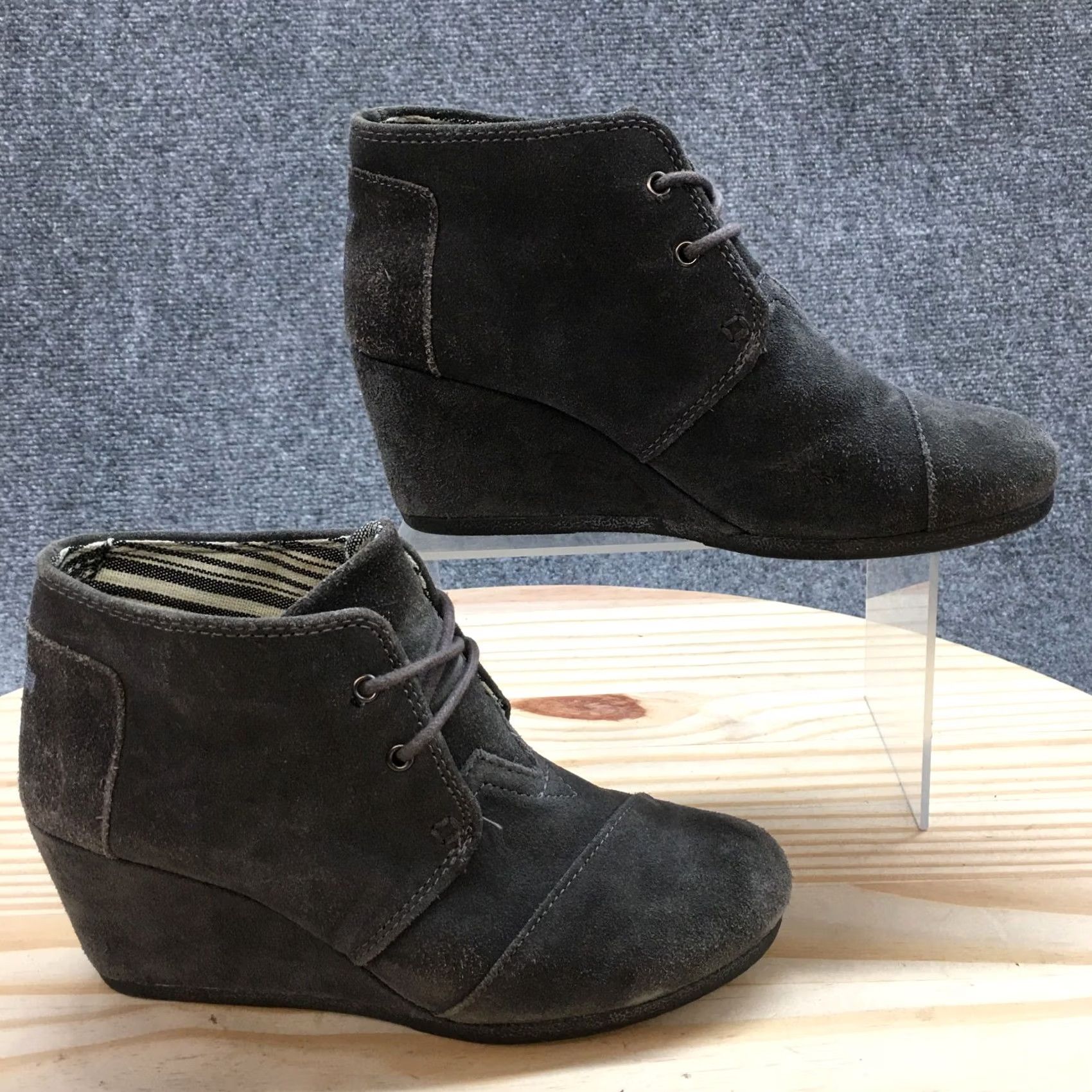 Toms Toms Boots Womens 6 Desert Ankle Booties Gray Suede Lace Up Wedge Casual Size US 6 / IT 36 - 2 Thumbnail