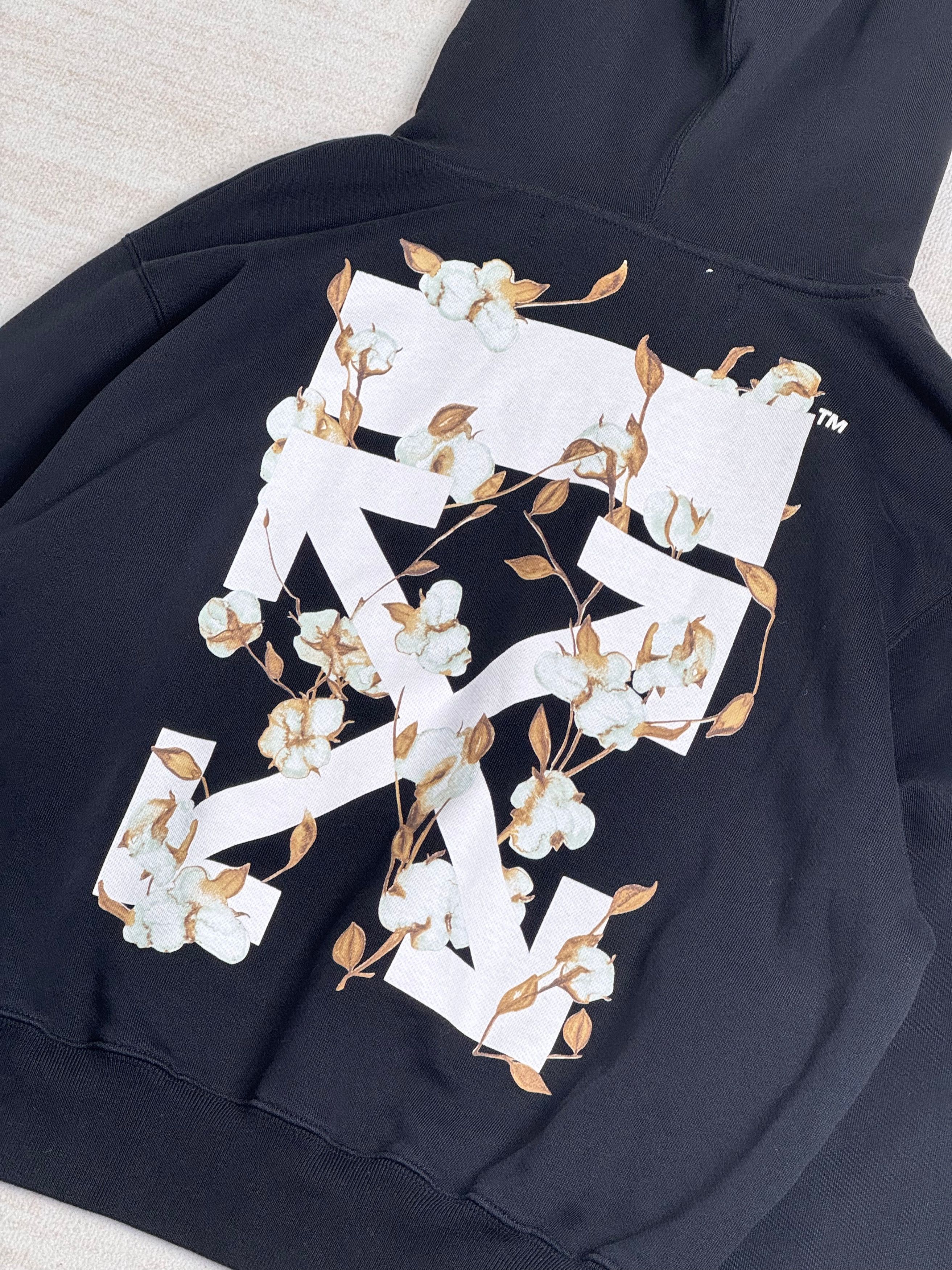 Off-White OFF-WHITE Logo Printed Cropped Sweatshirt Hoodie In Black Size S / US 4 / IT 40 - 3 Thumbnail