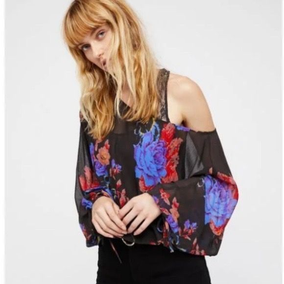 Free People Free People Over Under Floral Lace Thong Bodysuit Small Blac Size S / US 4 / IT 40 - 1 Thumbnail