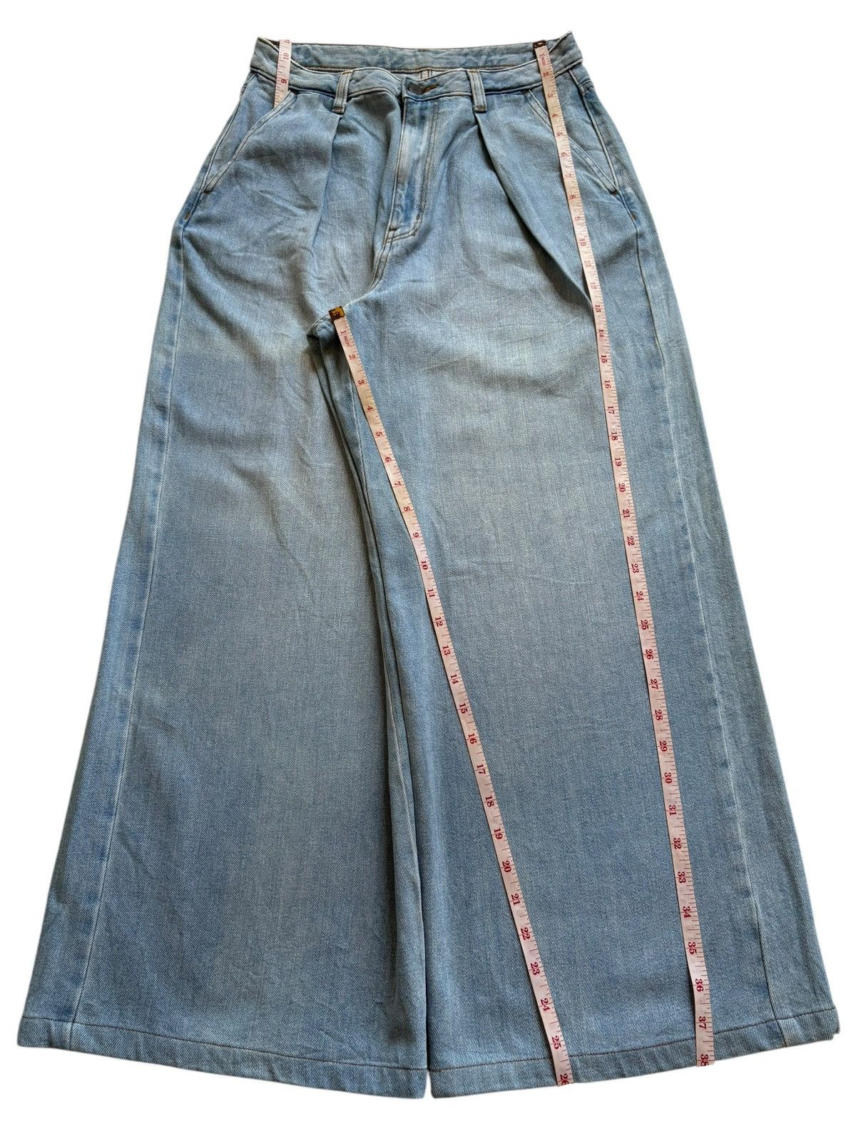GU × Japanese Brand Vintage GU Blue Wash Loose Baggy Jeans Size US 27 - 13 Thumbnail