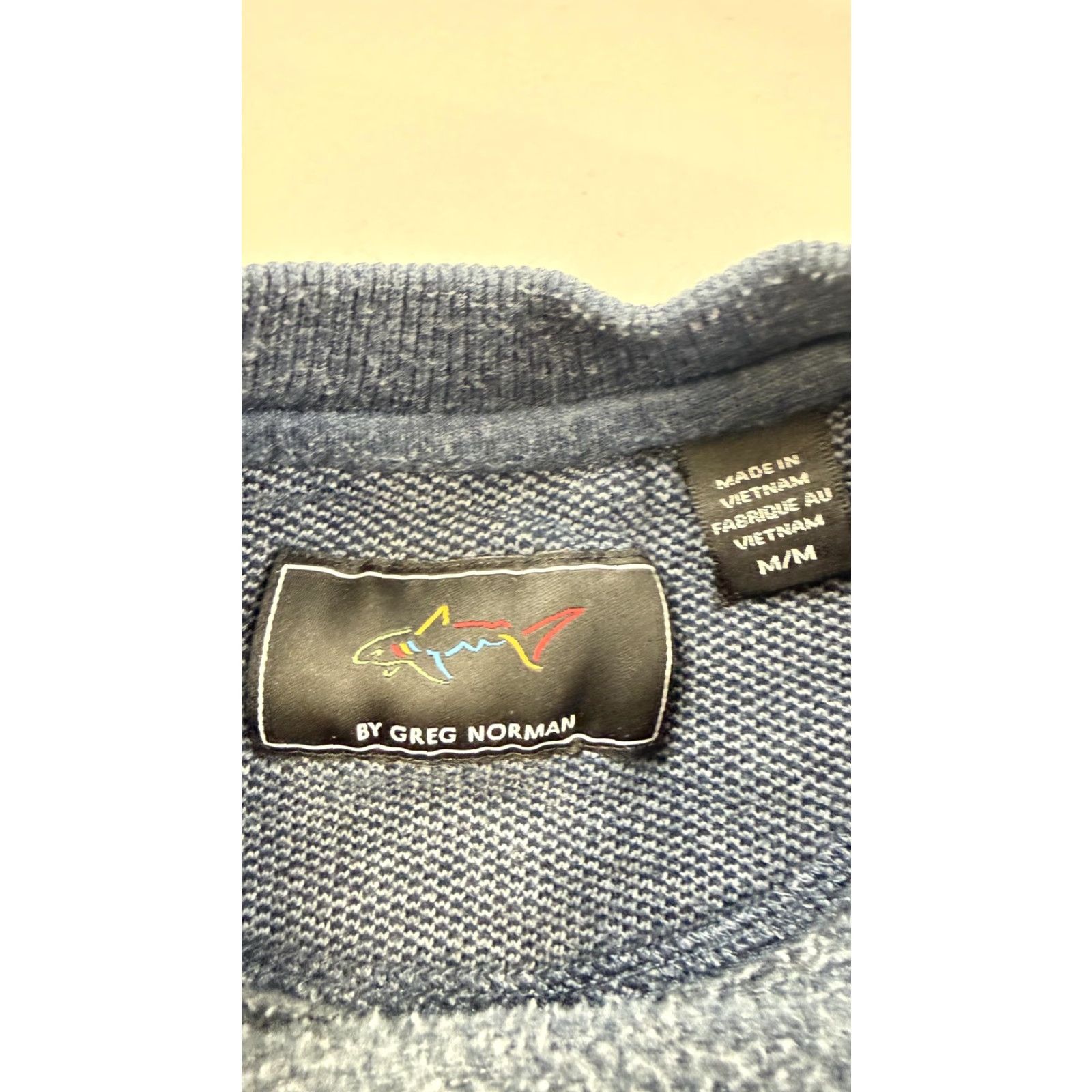 Vintage Greg Norman Sweatshirt Mens Medium Blue Crewneck Fleece Pullover Golf Shark Logo Size US M / EU 48-50 / 2 - 6 Thumbnail