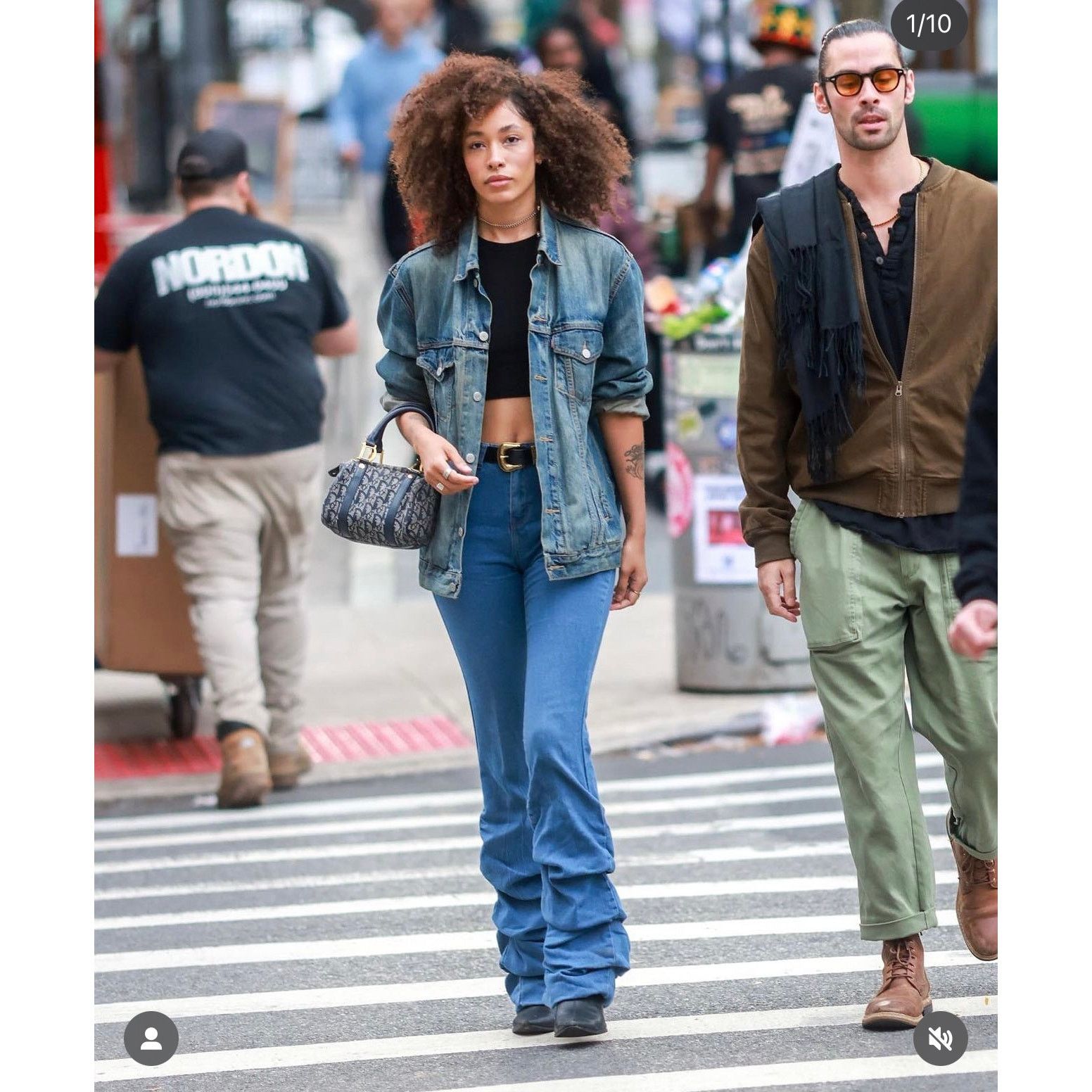 Levi's Vintage 1991 Levi's Trucker Jacket Distressed Denim Blue Size US XL / EU 56 / 4 - 14 Thumbnail