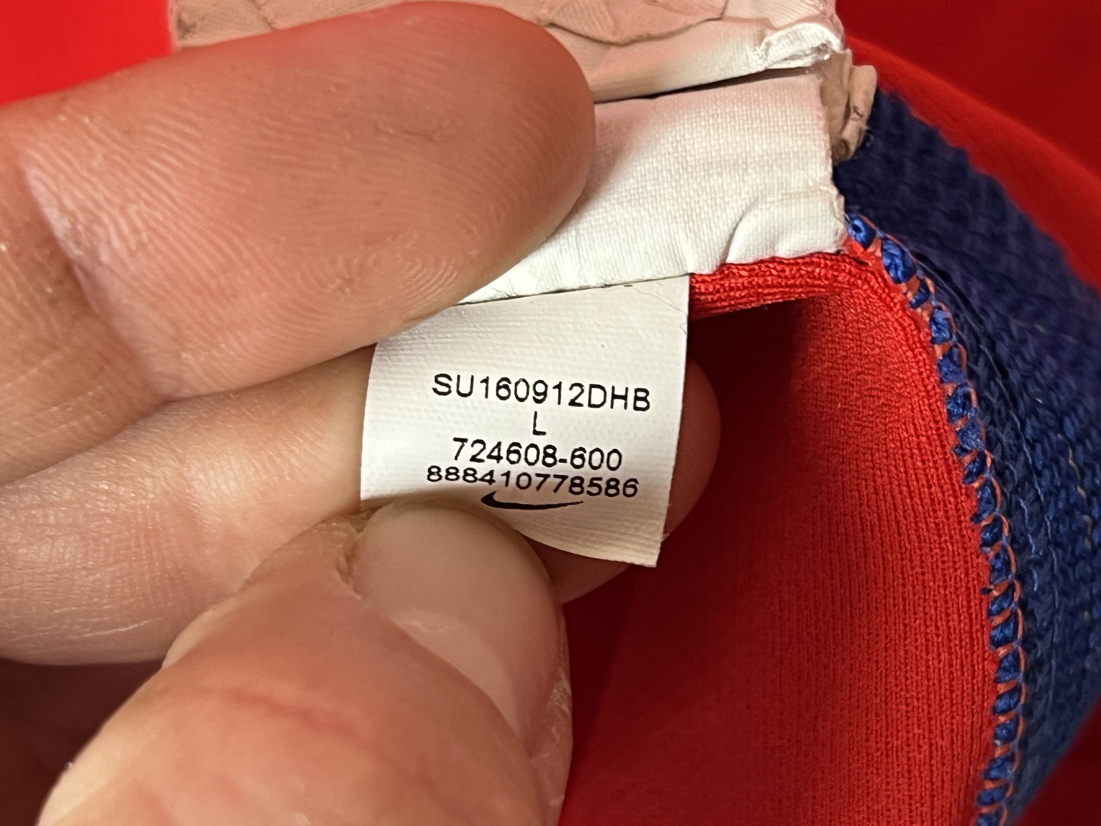 Nike ENGLAND TEAM 2017 2018 AWAY FOOTBALL SHIRT SOCCER JERSEY Size US L / EU 52-54 / 3 - 6 Thumbnail