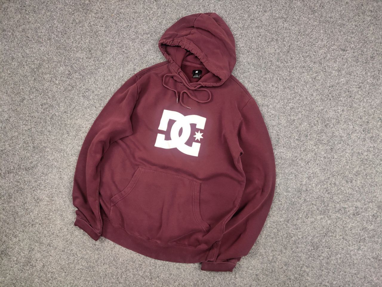 DC Vintage DC Hoodie Big Logo Baggy Burgundy y2k 90s Size US L / EU 52-54 / 3 - 3 Thumbnail