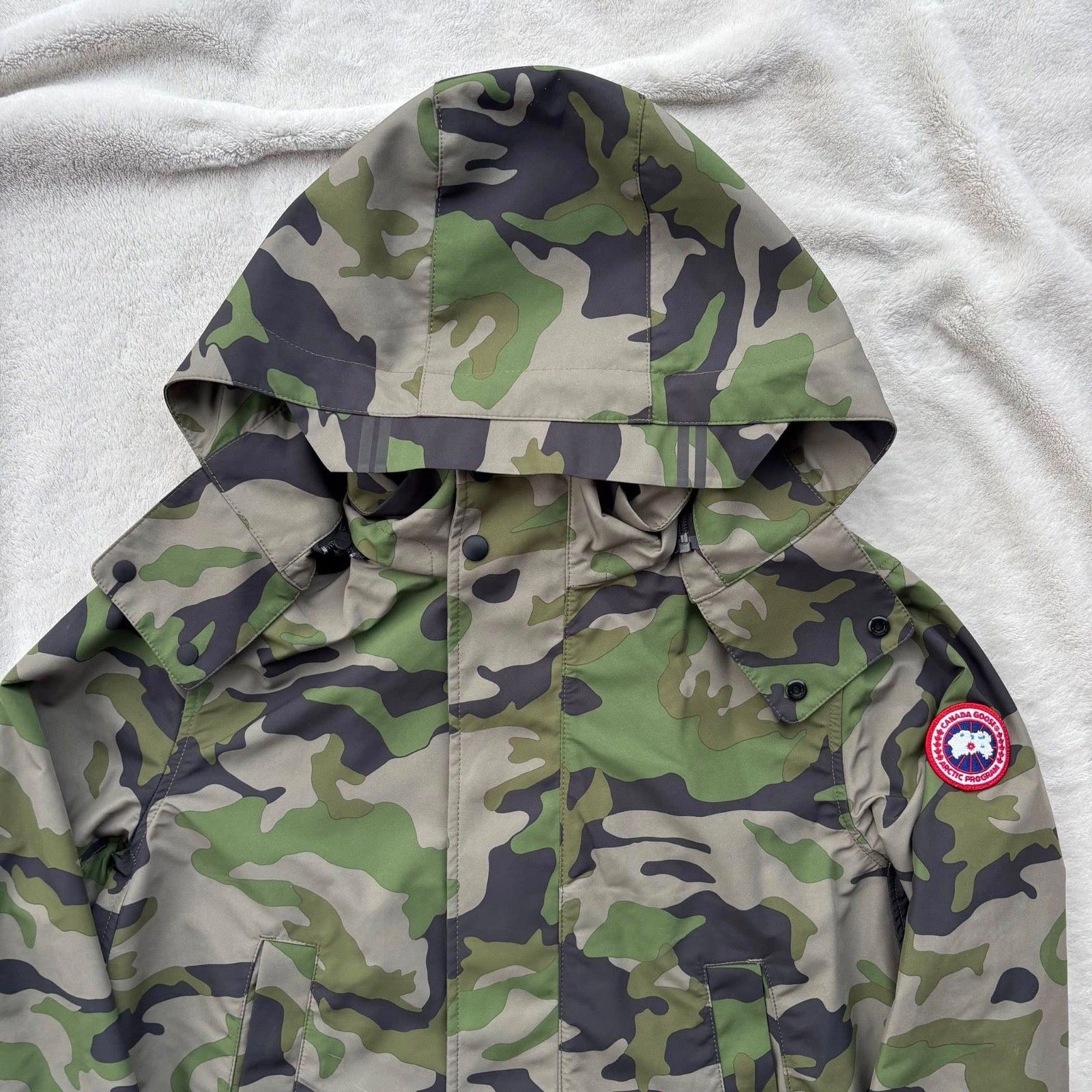 Canada Goose Canada Goose Camo Trench Long Light Jacket - Small - $695 Size US S / EU 44-46 / 1 - 2 Thumbnail