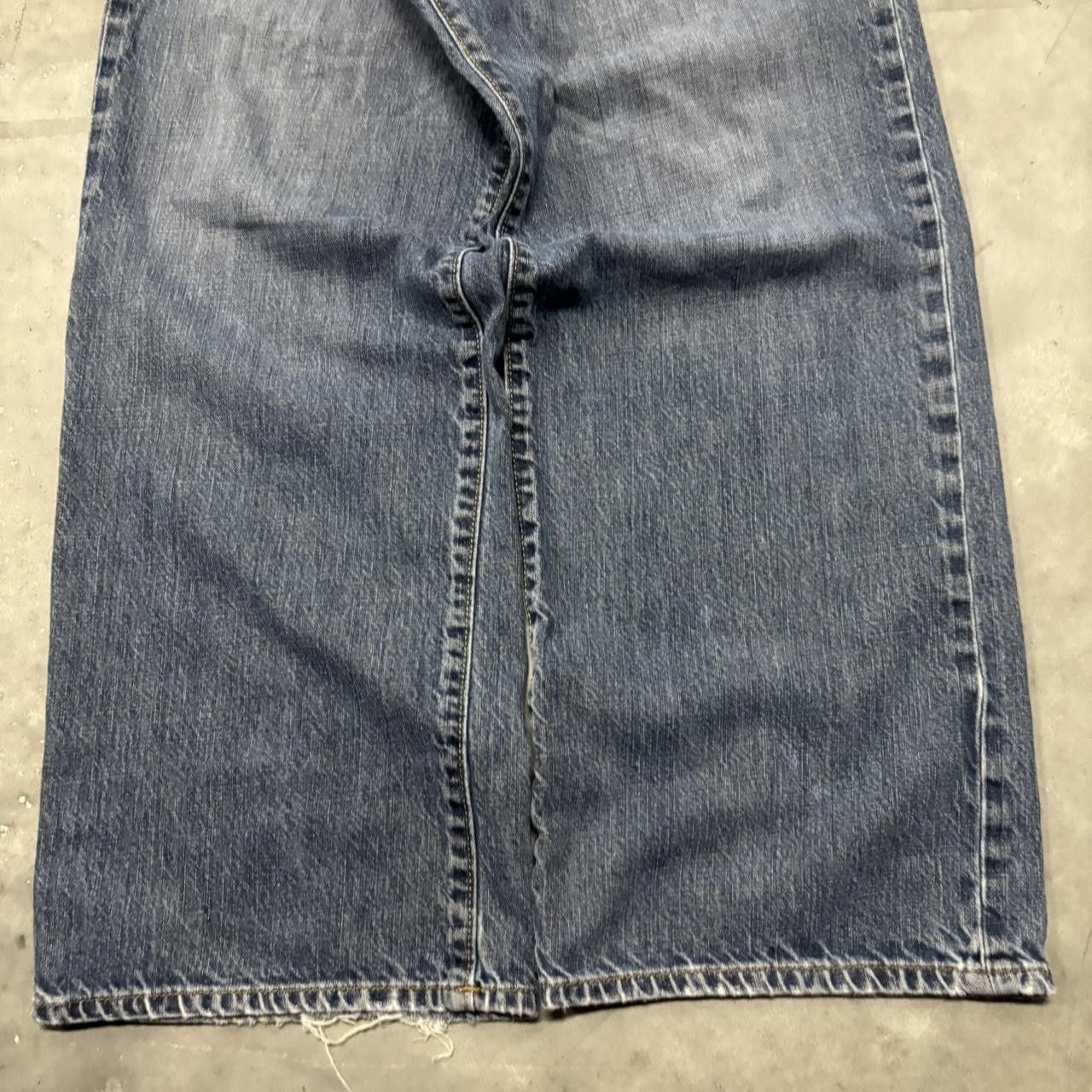 Japanese Brand × Vintage Crazy Vintage Y2K/2000s Baggy Grunge Dark Wash Essential Skater Denim Jeans! Size US 36 / EU 52 - 6 Thumbnail