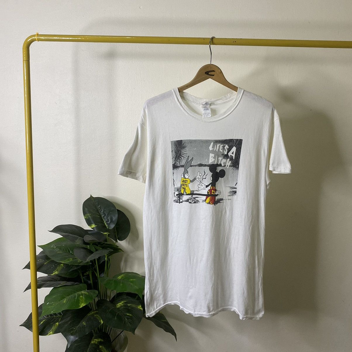 Vintage Vtg Y2K Mickey Mouse x Bugs Bunny Life's A Bitch Humor Tee Size US M / EU 48-50 / 2 - 1 Thumbnail