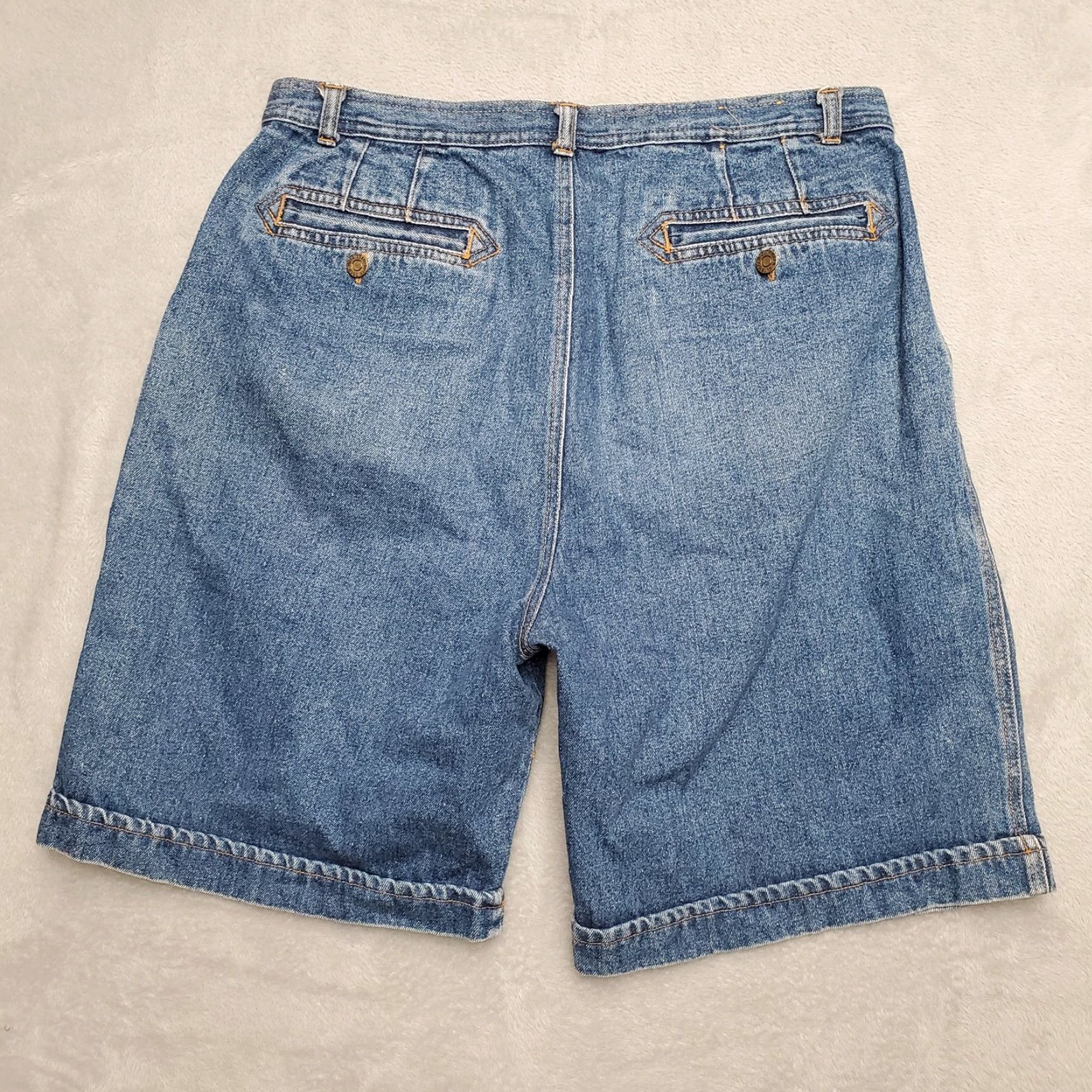 Denime VINTAGE Outrigger Bermuda Shorts Men 35 Blue Denim Twill Pleated 100% Cotton Y2K Casual Outdoor Pockets Zip Slant Pocket Mens Size US 35 - 6 Thumbnail
