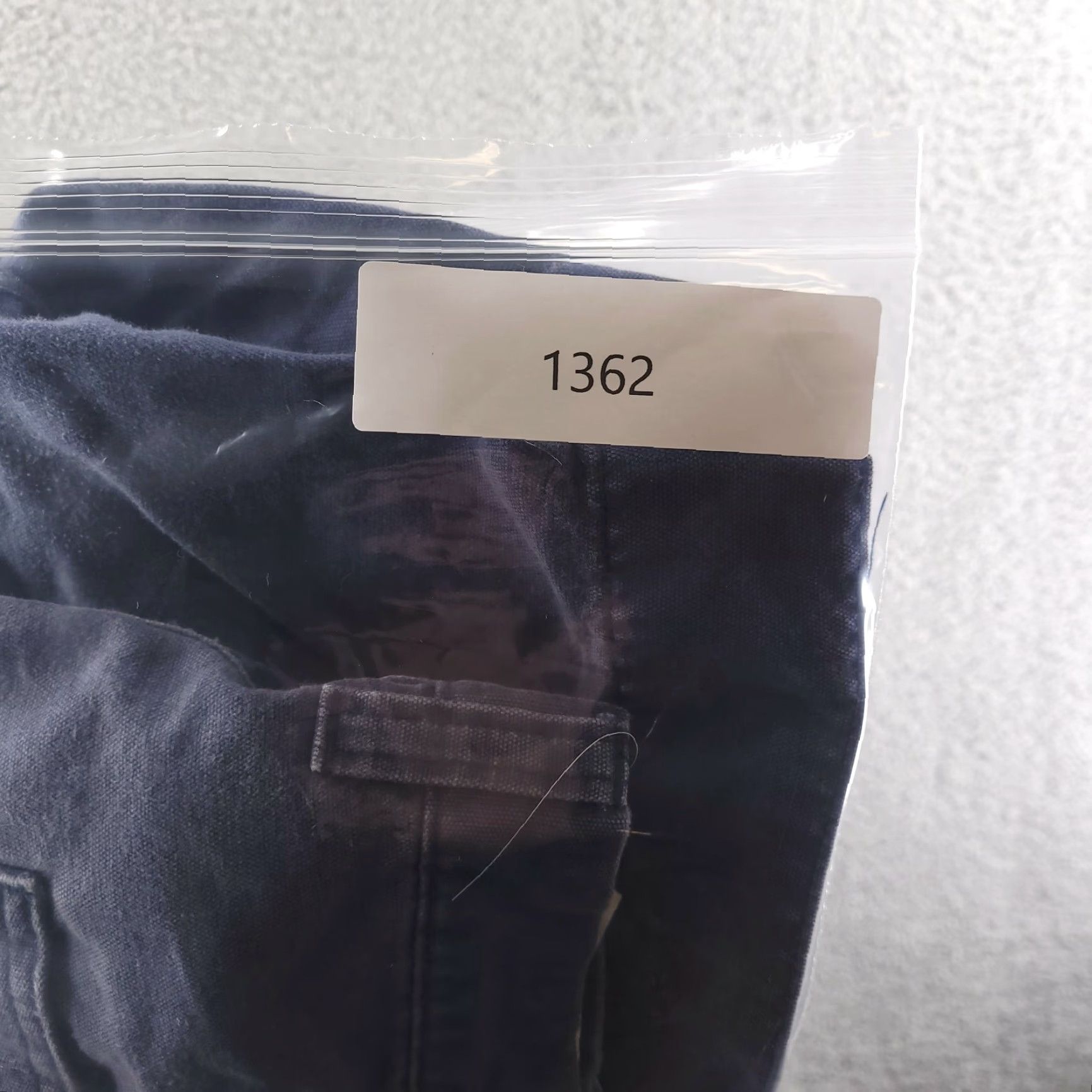 Vintage Columbia Walk Shorts Mens 36 Blue Distressed Canvas Cotton Hiking Outdoor Chino Flat Front Solid 36 Mens Blue Outdoor 90s (adjusted) Size US 36 / EU 52 - 7 Thumbnail