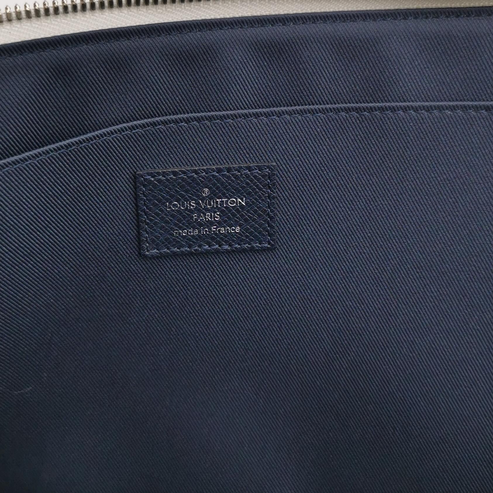 Louis Vuitton Louis Vuitton (LV) Monogram Print Clutch -y2506 Size ONE SIZE - 4 Thumbnail