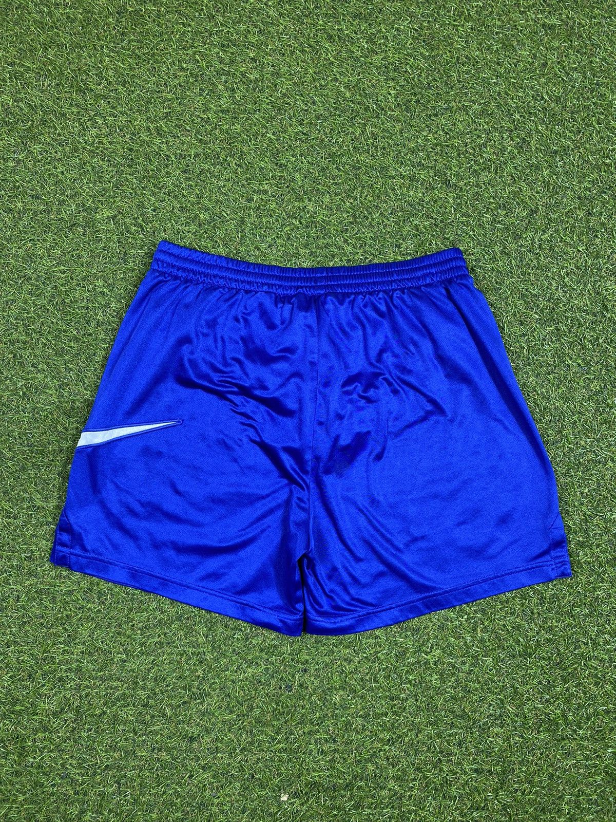 Nike Vintage 90s Nike shorts big swoosh streetwear size S Size US 30 / EU 46 - 3 Thumbnail
