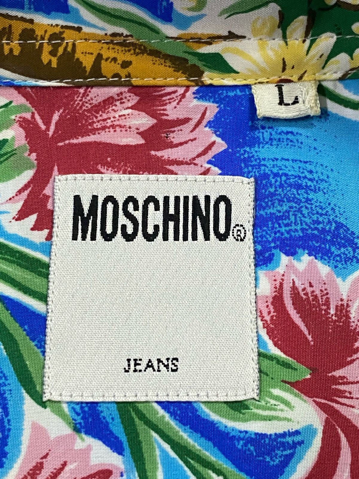 Moschino Rare‼️Moschino Hawaiian Shirt Button Ups Size US L / EU 52-54 / 3 - 9 Thumbnail