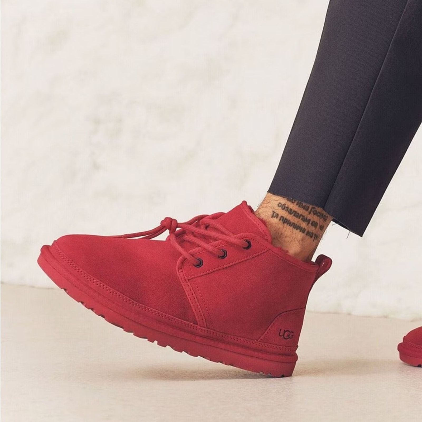 NEW UGG Suede Fur Lined Neumal Boot Chukka Ankle Booties Red